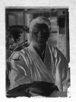Antique Japanese Photo Glass Negative Plate C1900 Portrait Man Reading GN452