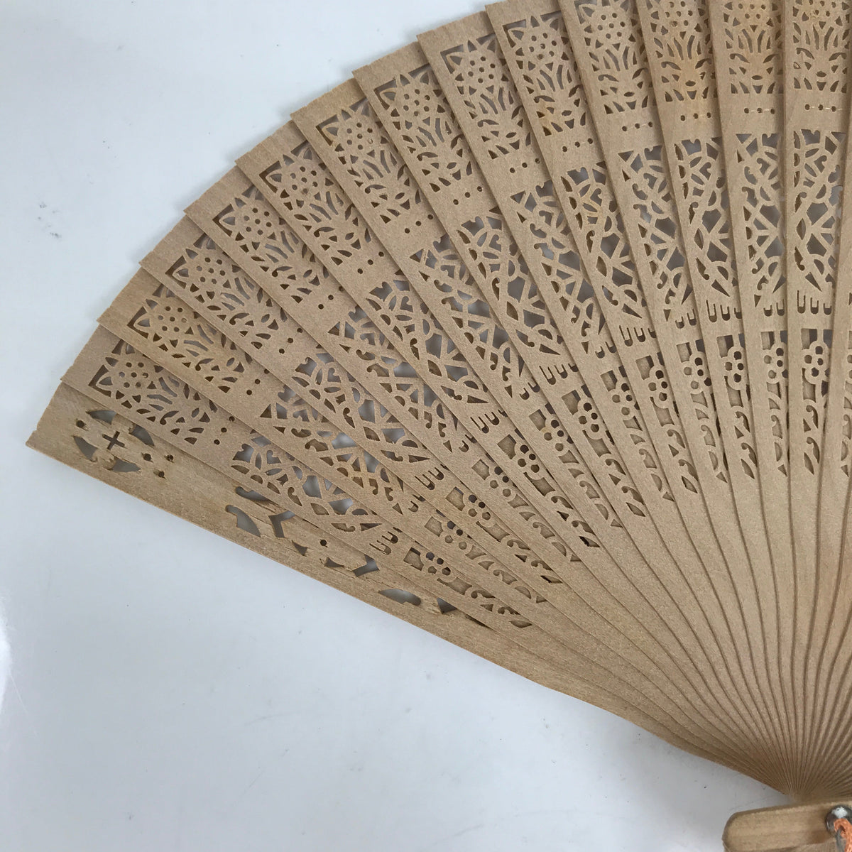 Vintage Chinese Natural Sandalwood Handmade Fan shape offers Table Shade 13.5