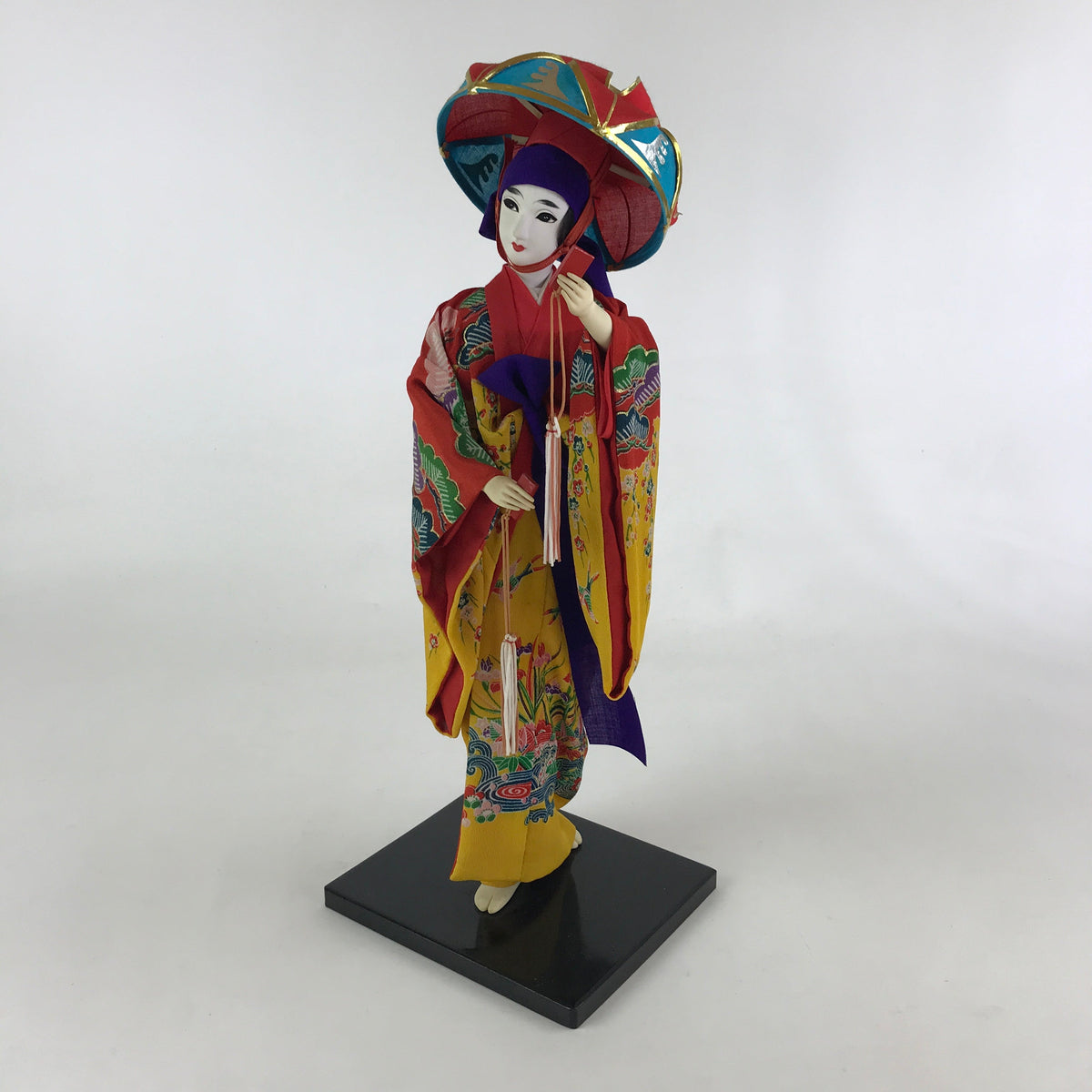 Japanese Fabric Okinawan Ryukyuan Dancer Doll Vtg Silk Kimono Geisha Figure  TK48