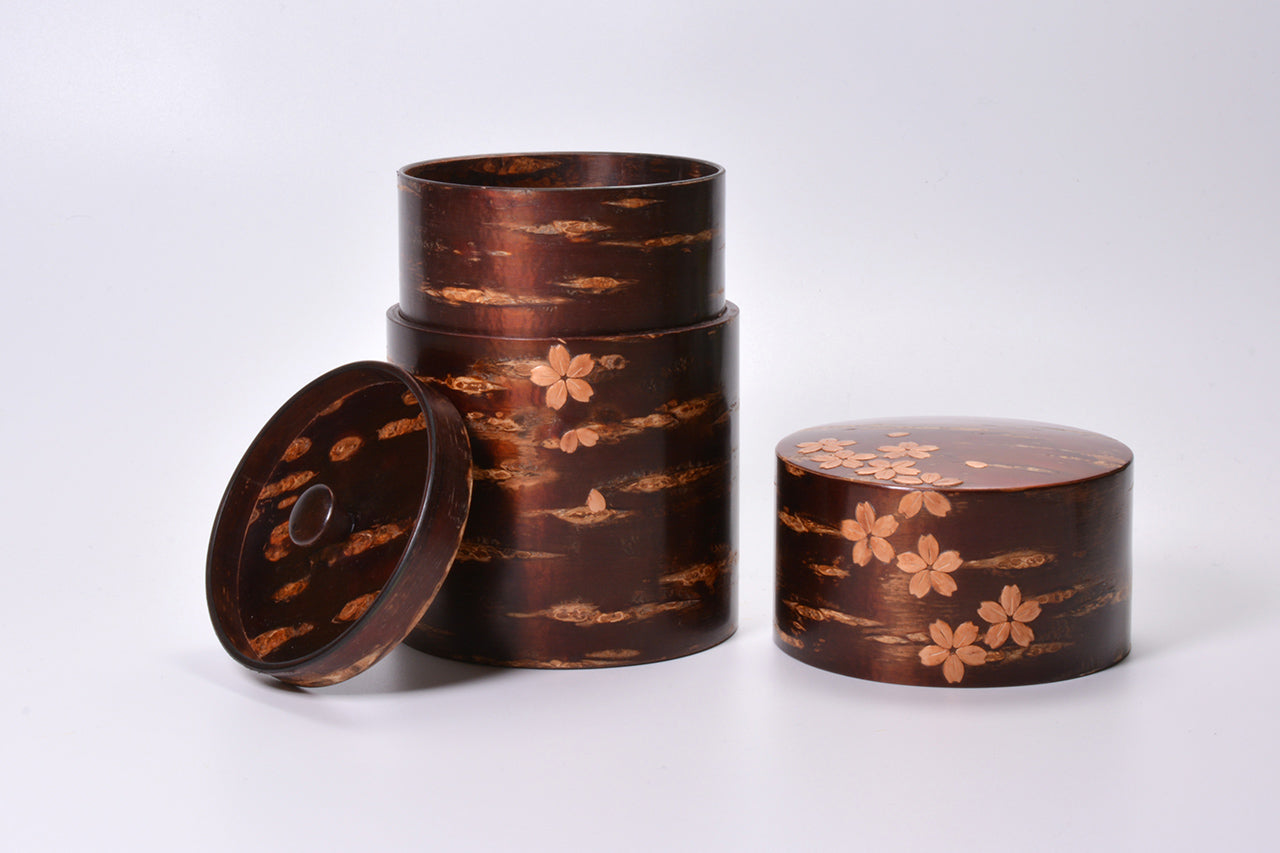 Tea supplies, Full-bark tea caddy, Brizzard of cherry blossom, Large - Akita cherry bark work, Wood crafts