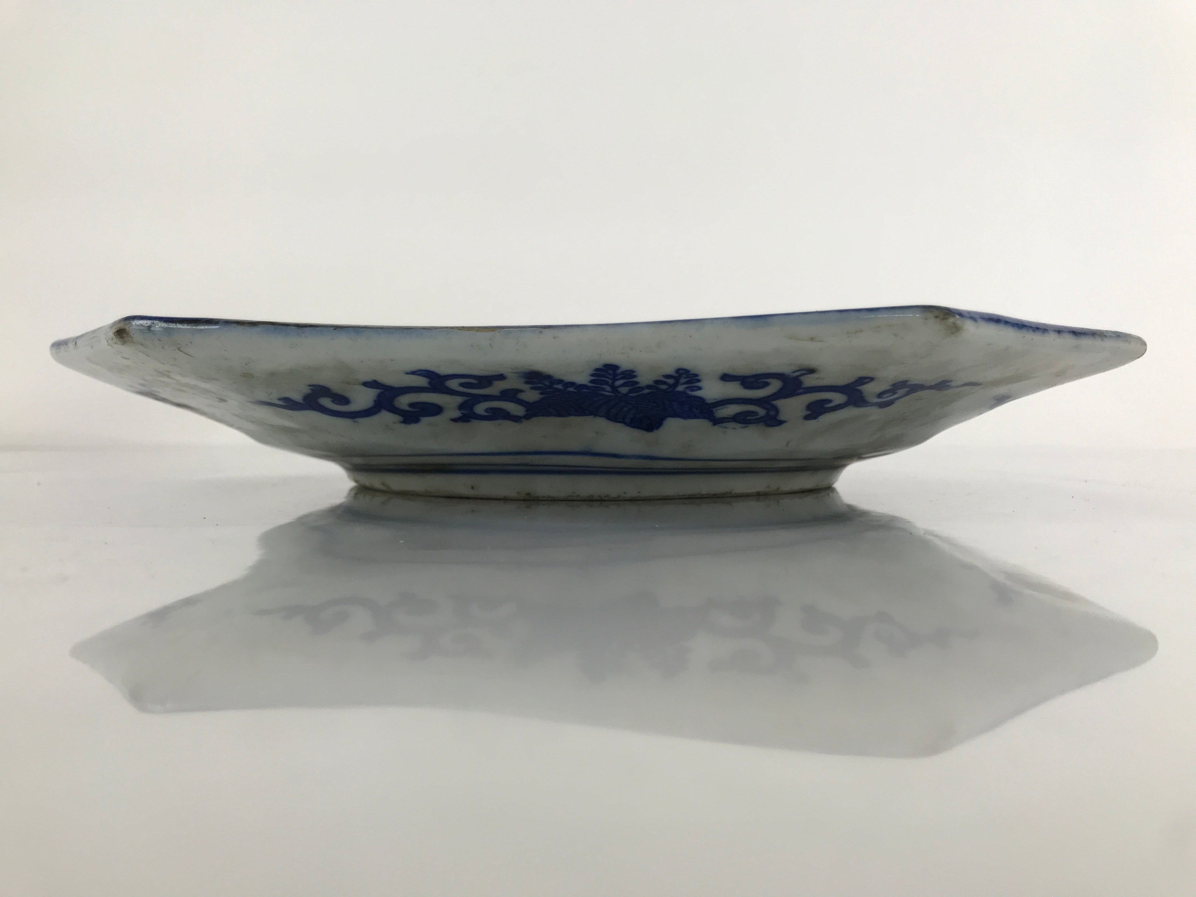 Antique C1900 Chinese Porcelain Sometsuke Plate Blue White Layered Flowers PY789