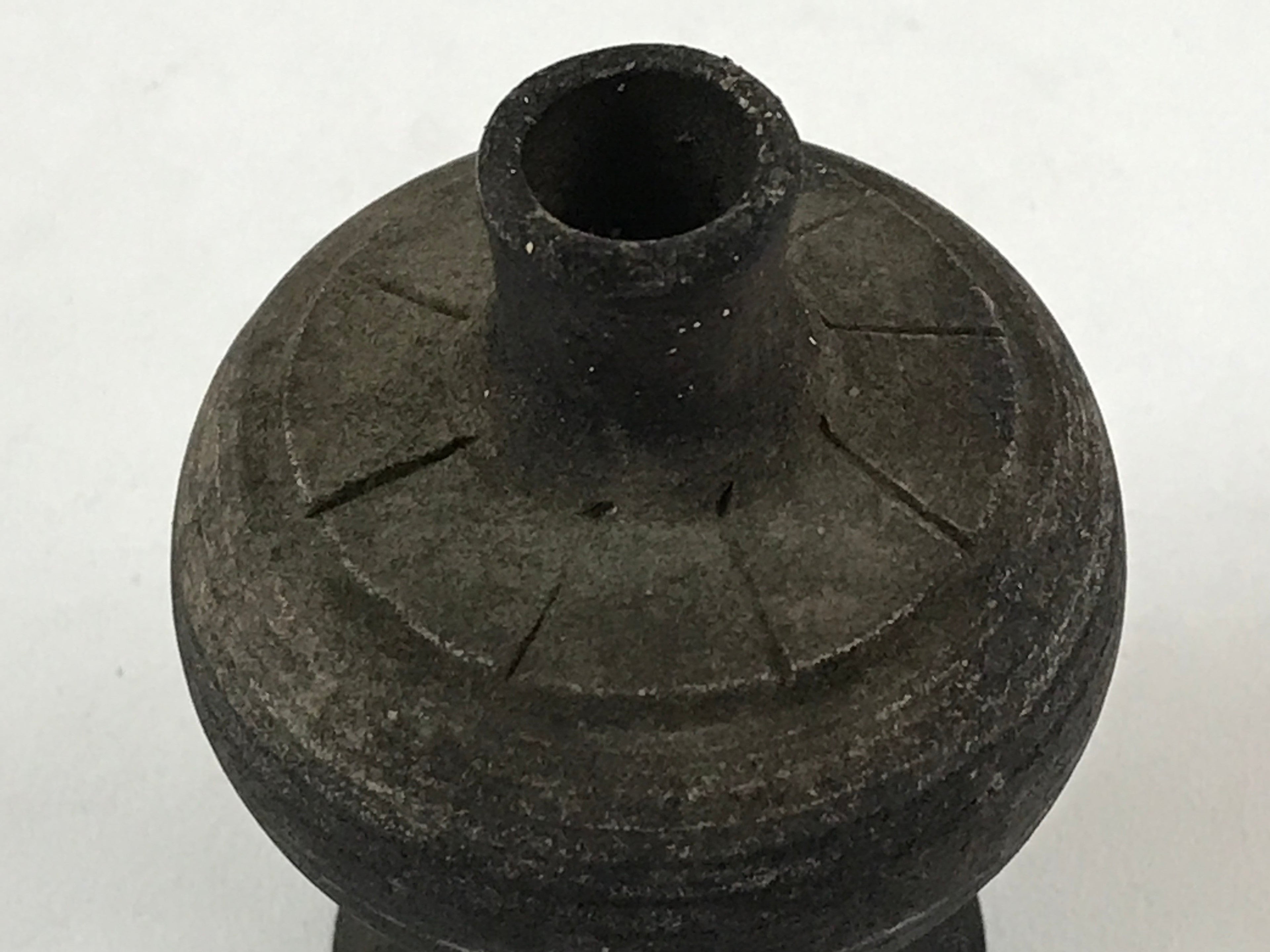 Antique Japanese Buddhist Altar Fitting Metal Flower Small Vase Butsugu BA182
