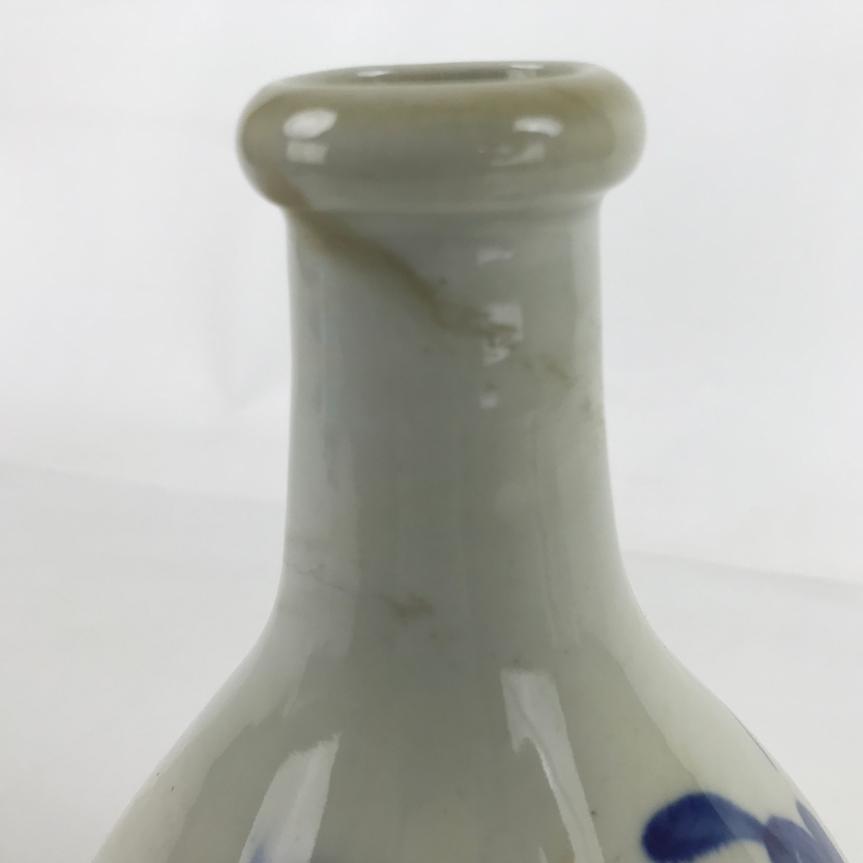 Antique Japanese Ceramic Imari Sake Bottle Kayoi-Tokkuri Blue White Floral TS767