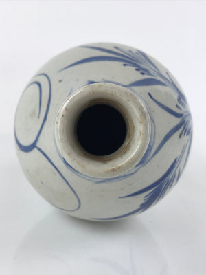 Antique Japanese Ceramic Imari Sake Bottle Kayoi-Tokkuri White Blue Floral TS624