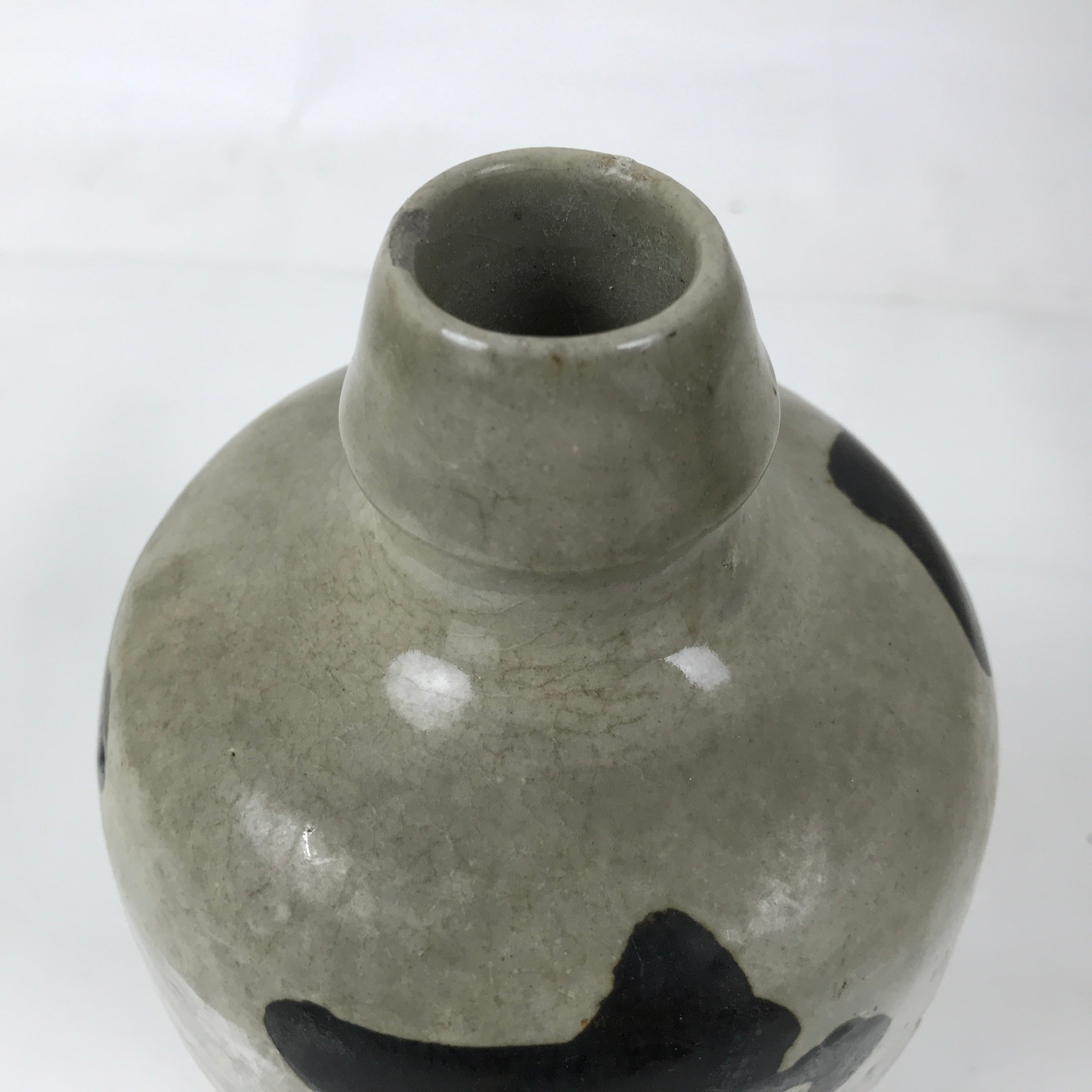 Antique Japanese Ceramic Sake Bottle Kayoi-Tokkuri Gray Black Kanji Kannyu TS808