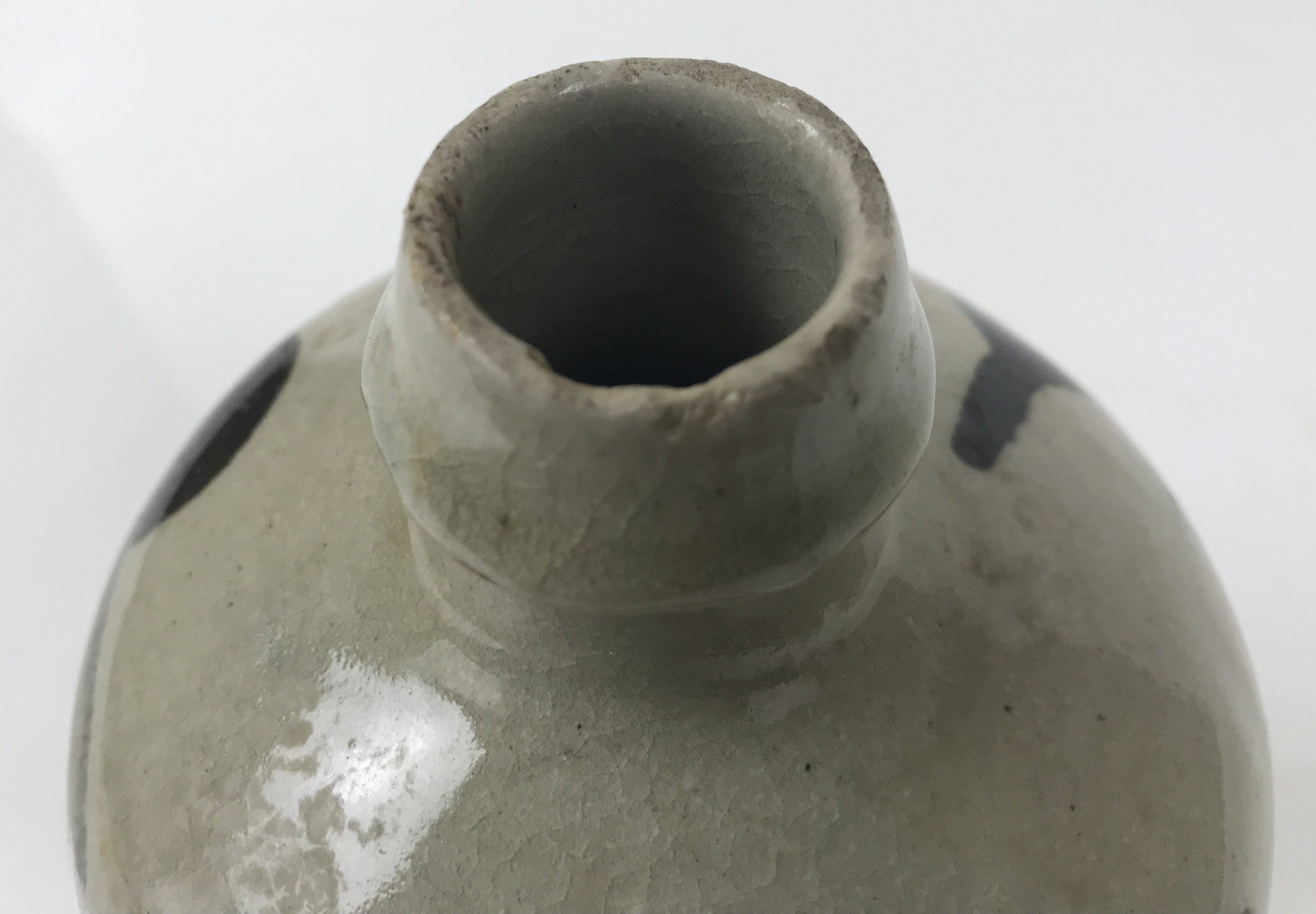 Antique Japanese Ceramic Sake Bottle Kayoi-Tokkuri Gray Brown Kasamatsu TS911