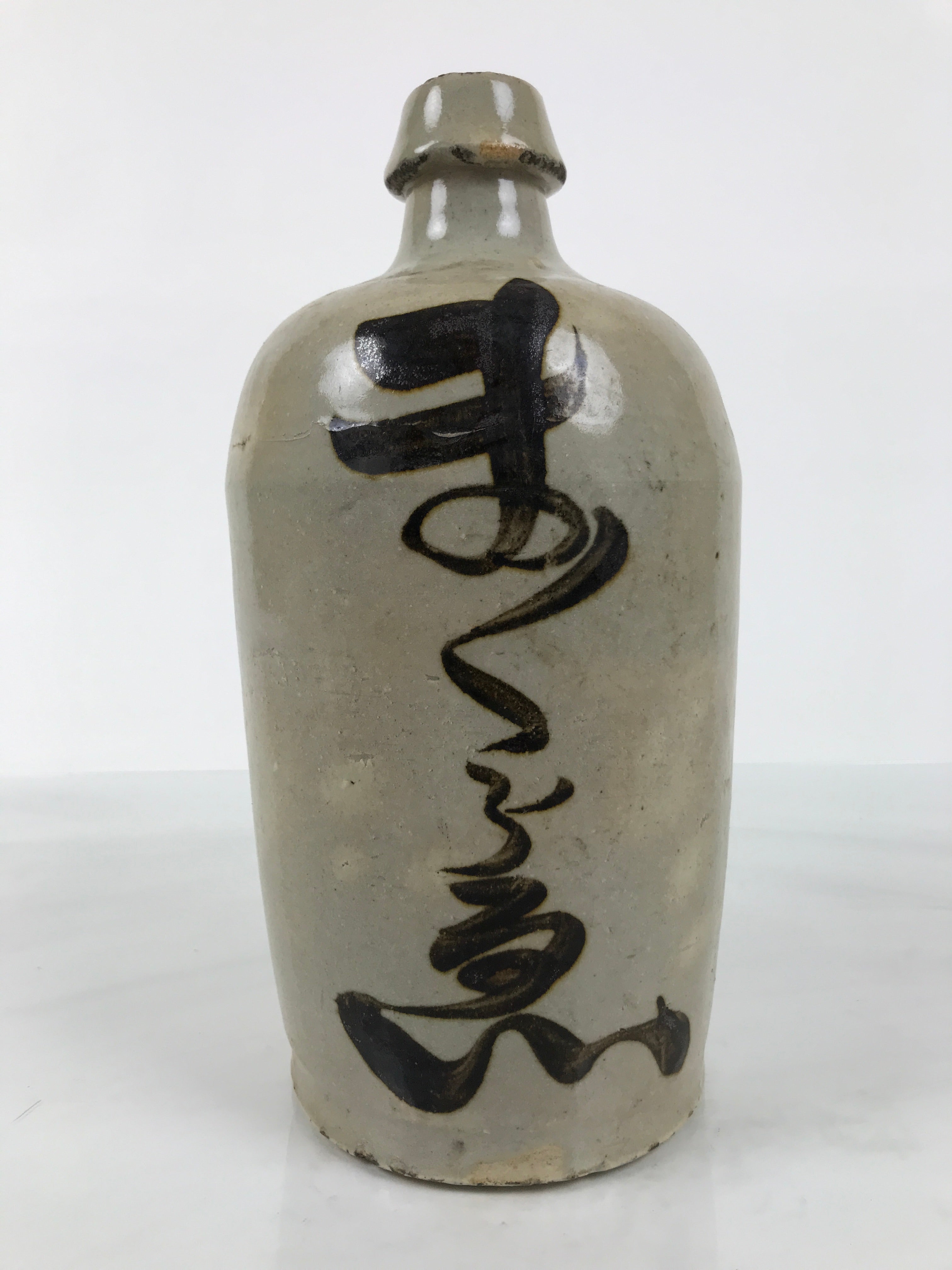 Antique Japanese Ceramic Sake Bottle Kayoi-Tokkuri Gray Kanji Suzukiya TS867