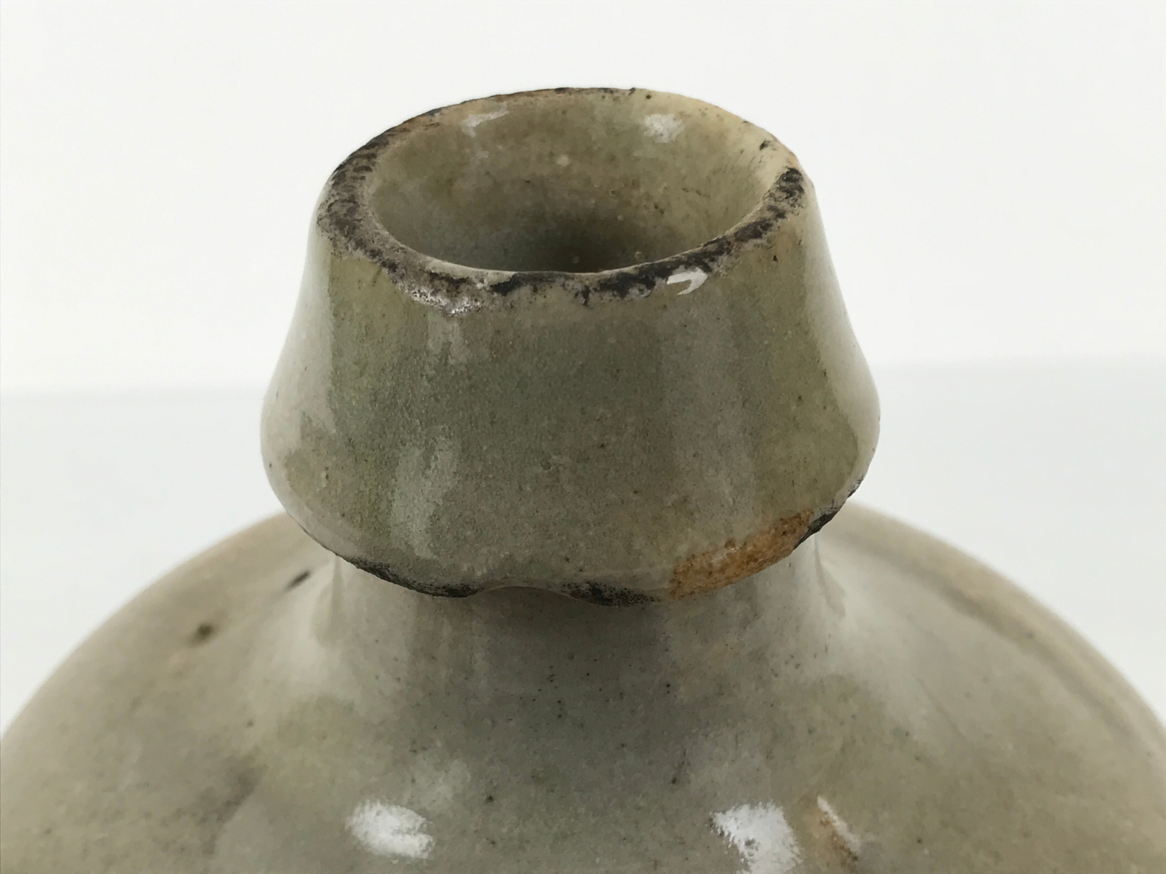 Antique Japanese Ceramic Sake Bottle Kayoi-Tokkuri Gray Kanji Suzukiya TS867