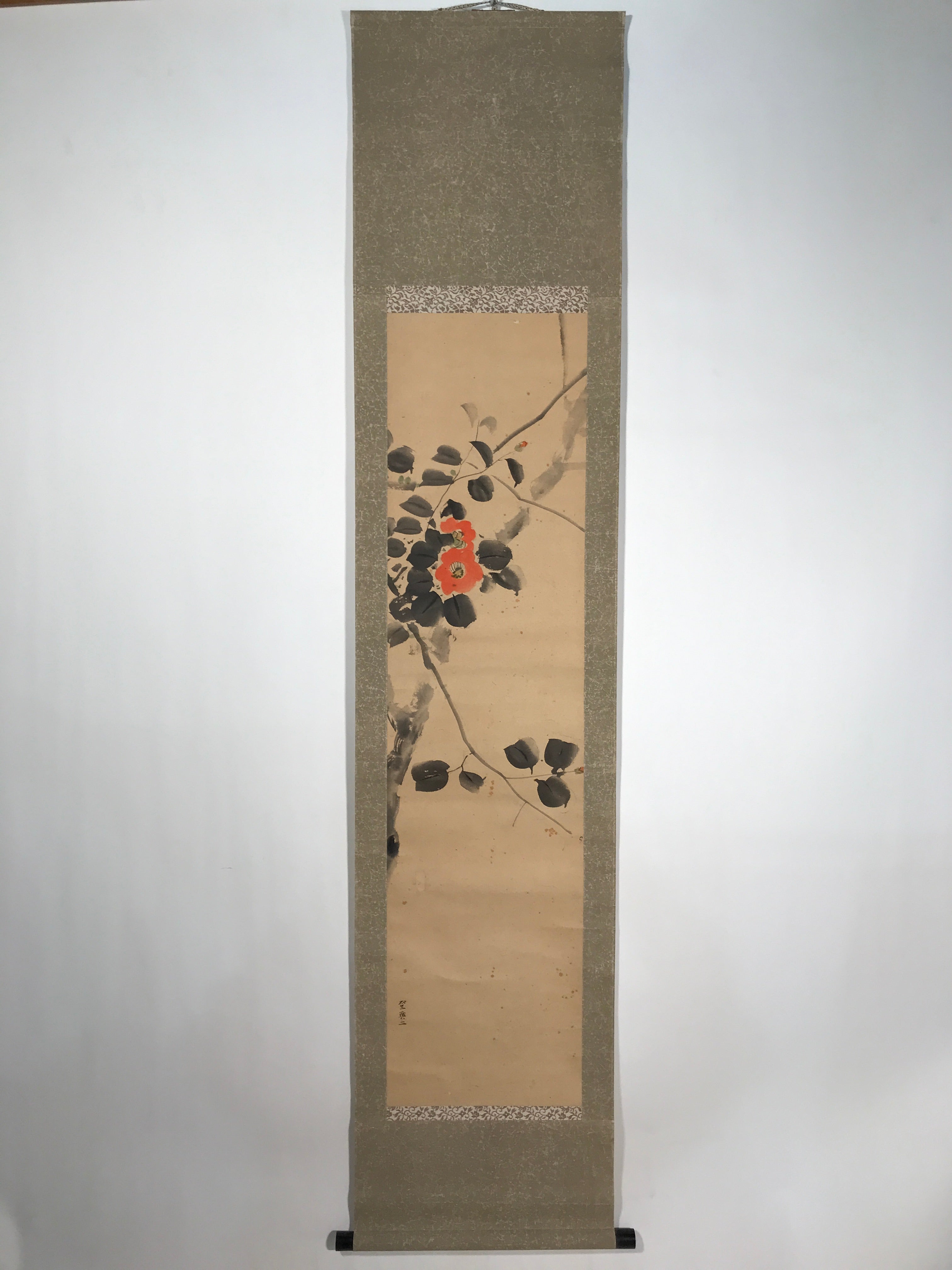 Antique Japanese Hanging Scroll Kakejiku Camellia Flower Winter Black Red KJ188