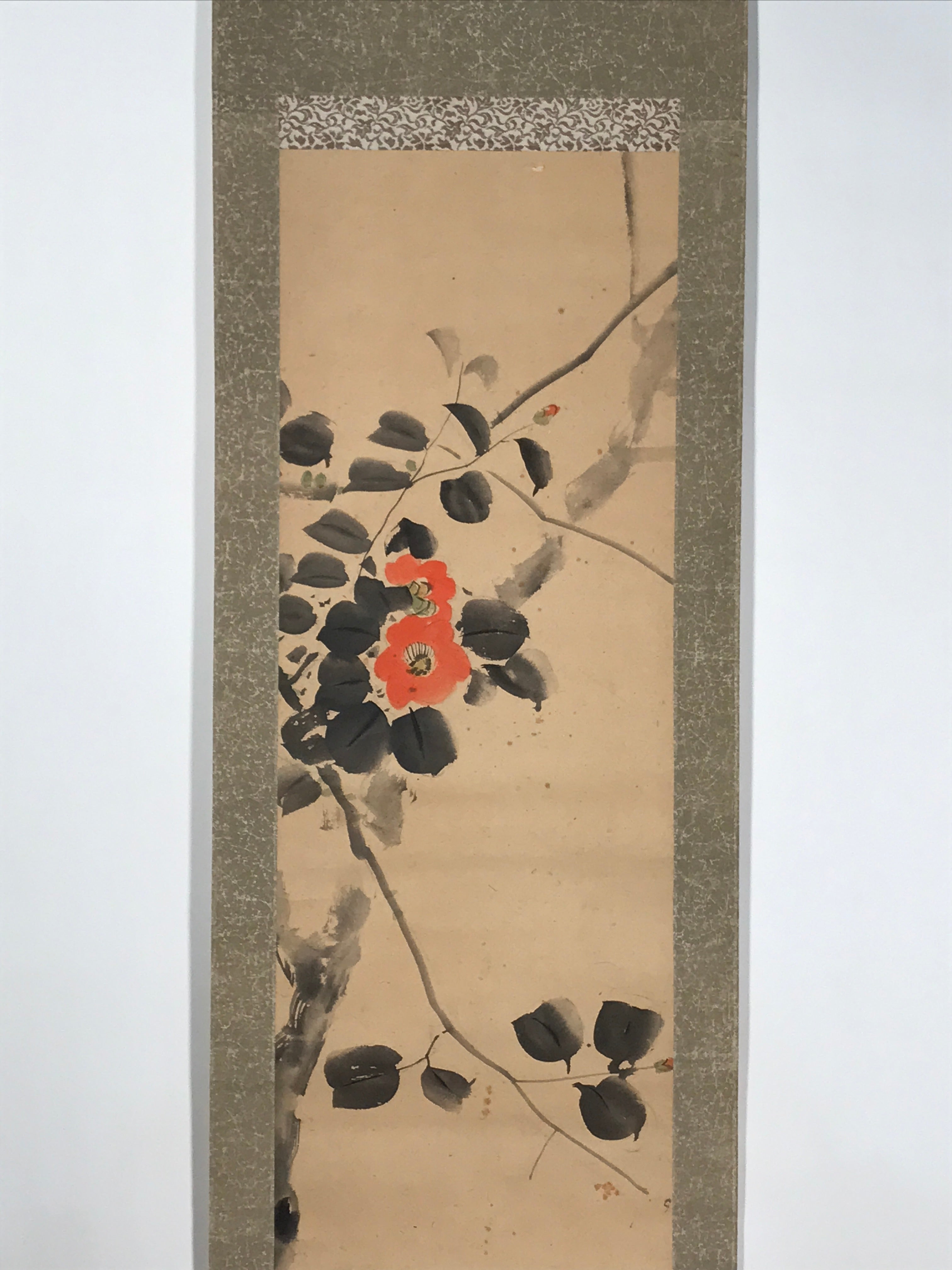 Antique Japanese Hanging Scroll Kakejiku Camellia Flower Winter Black Red KJ188