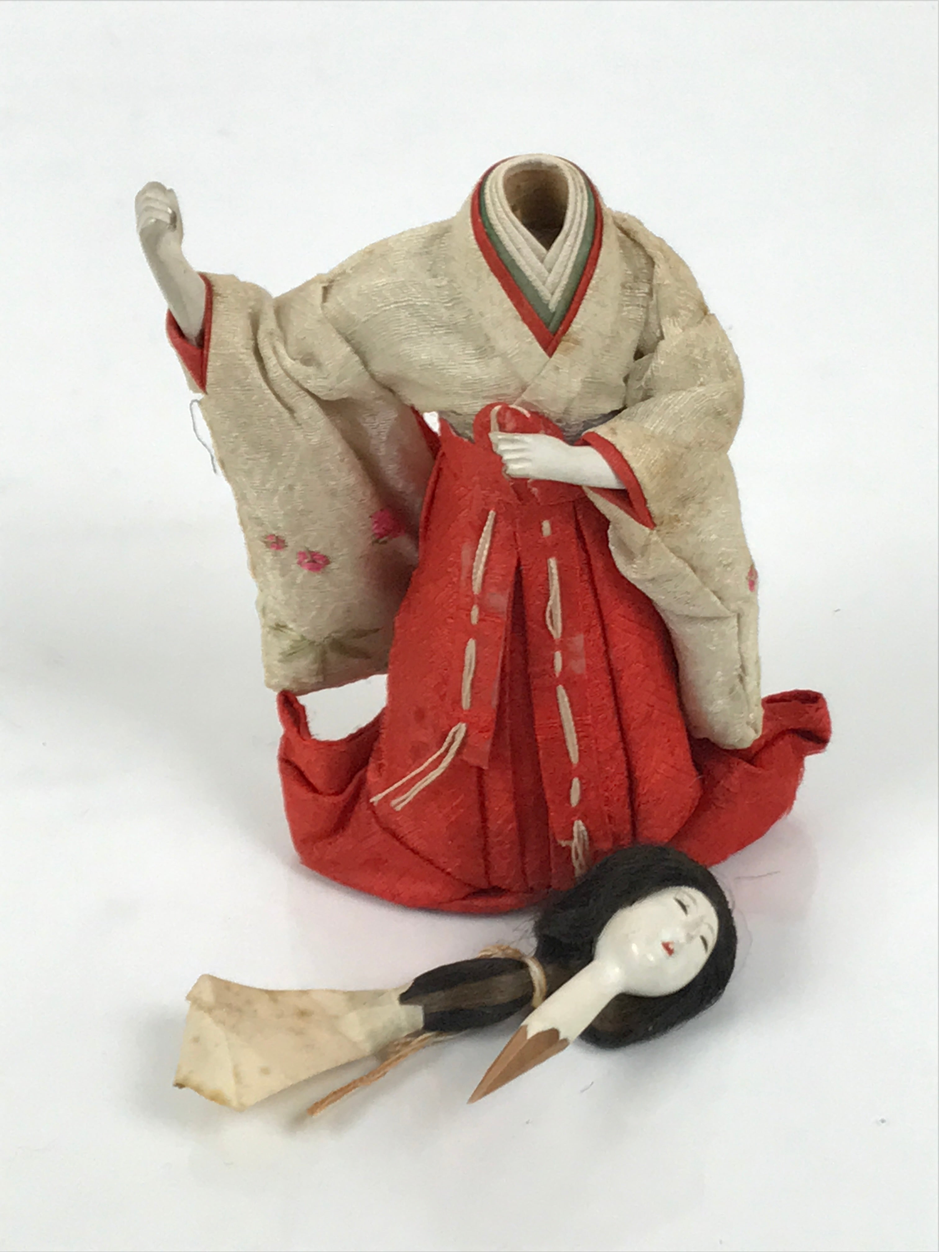 Antique Japanese Hina Doll Ningyo Court Lady Girls Day Ohinasama Silk Wood ID671