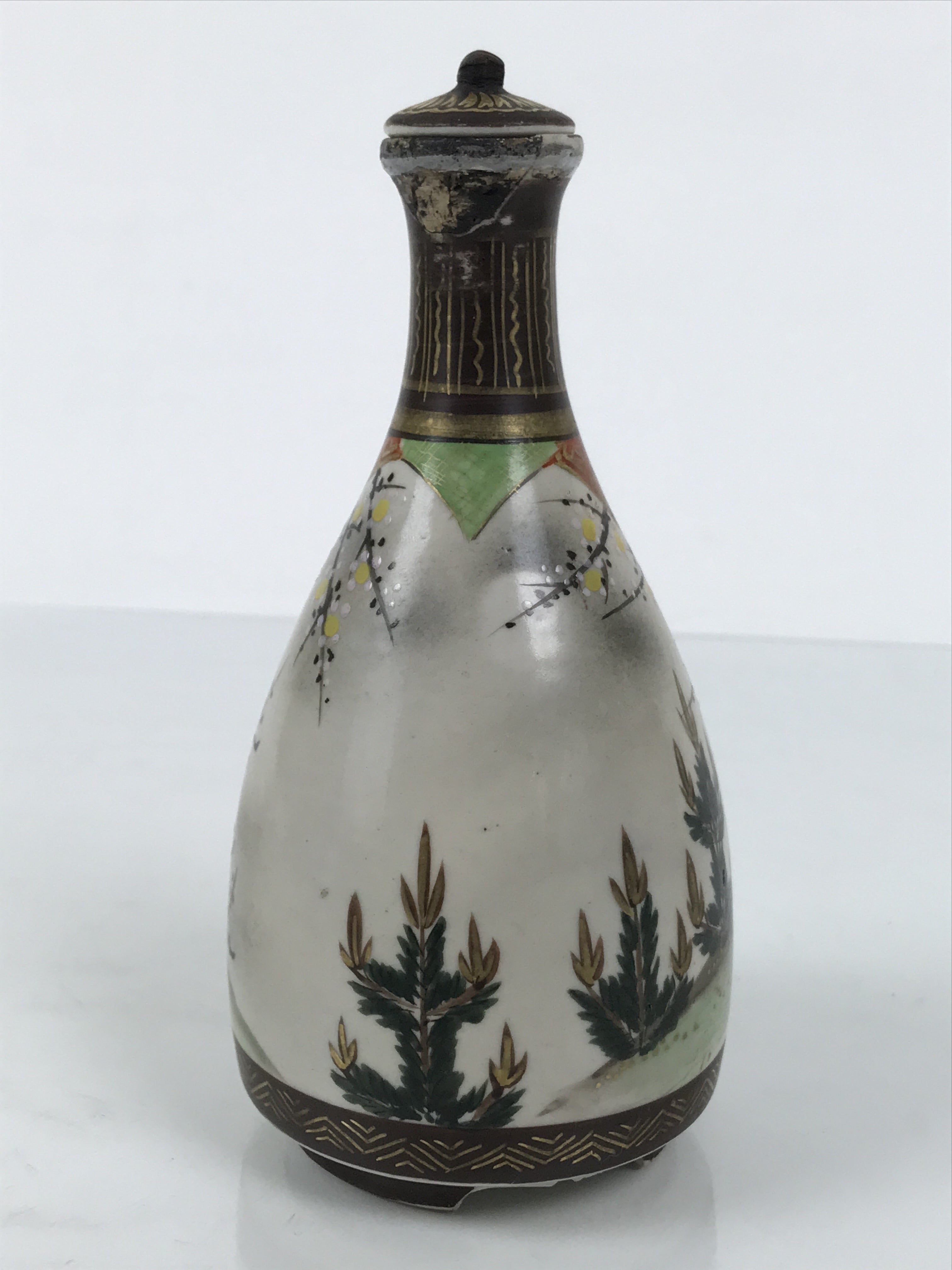 Antique Japanese Kutani Porcelain Lidded Sake Bottle Tokkuri Ebisu Daikoku TS896