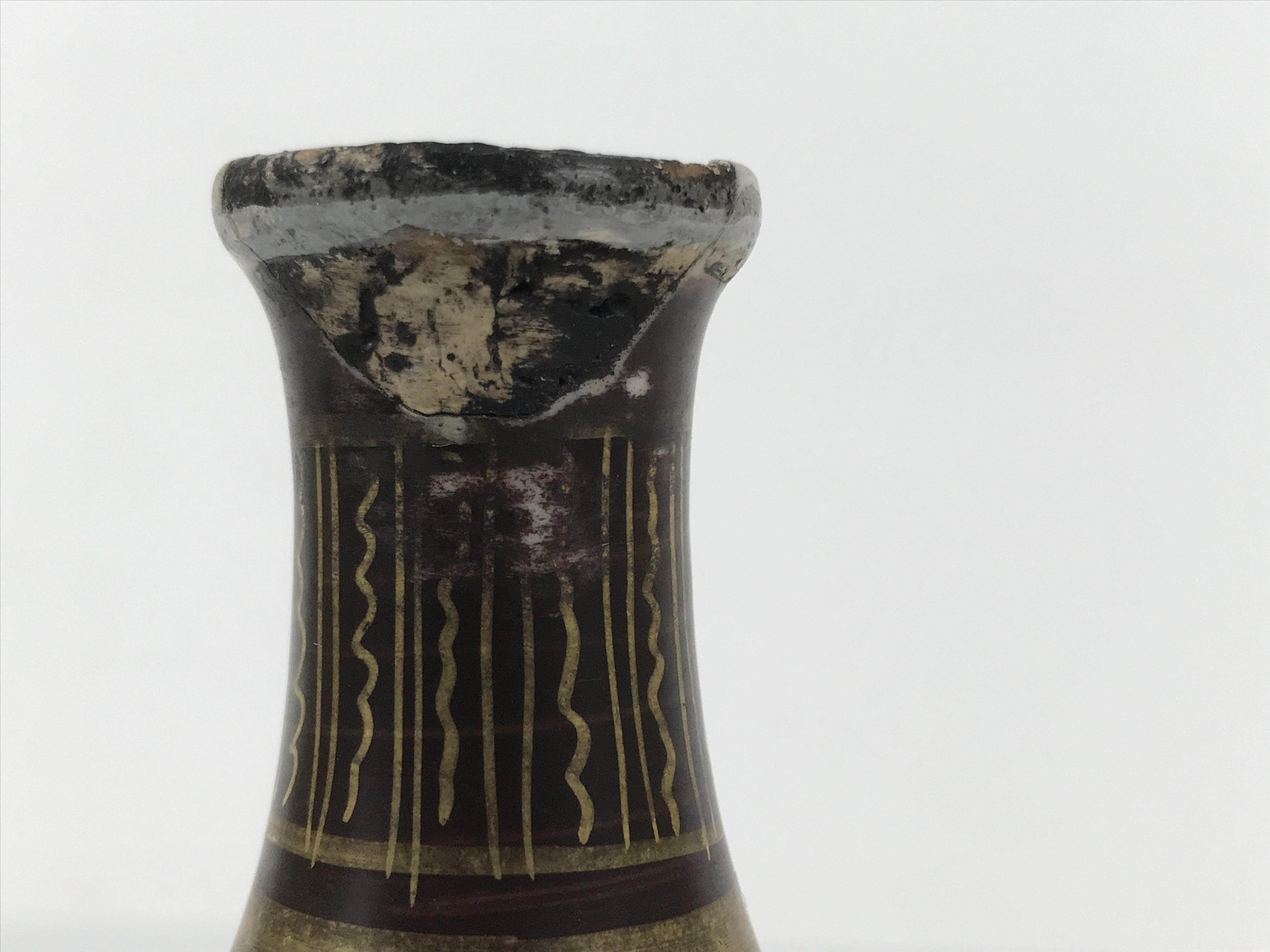 Antique Japanese Kutani Porcelain Lidded Sake Bottle Tokkuri Ebisu Daikoku TS896