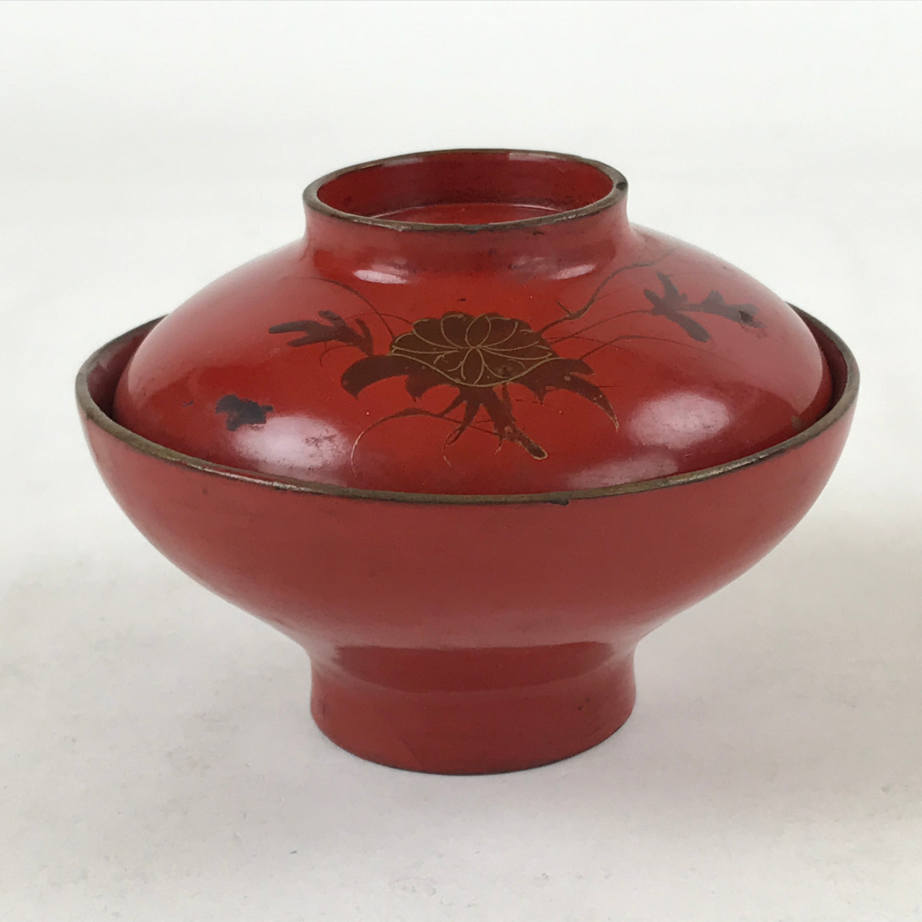 Antique Japanese Lacquer Lidded Bowl Wood Nimonowan Makie Chrysanthemum Red LB80