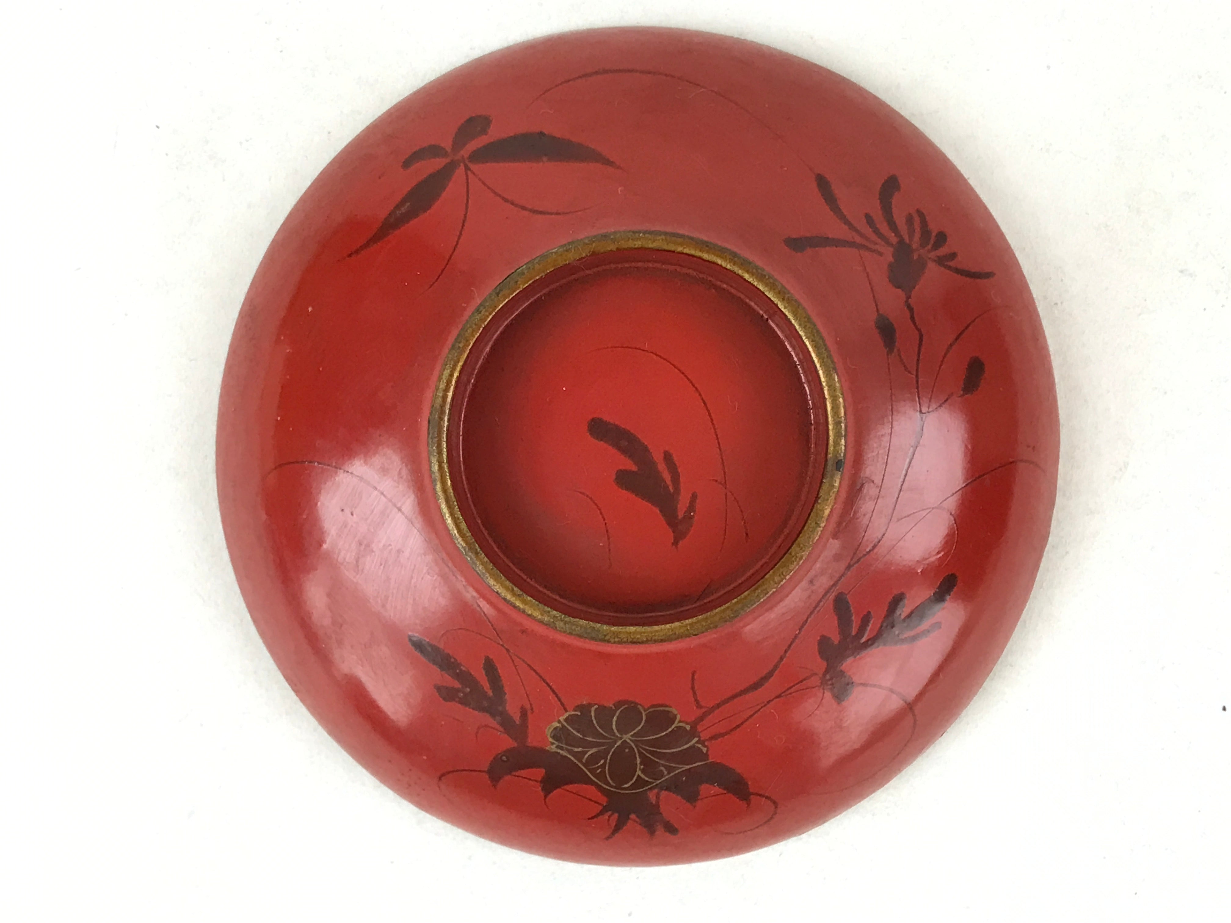 Antique Japanese Lacquer Lidded Bowl Wood Nimonowan Makie Chrysanthemum Red LB82