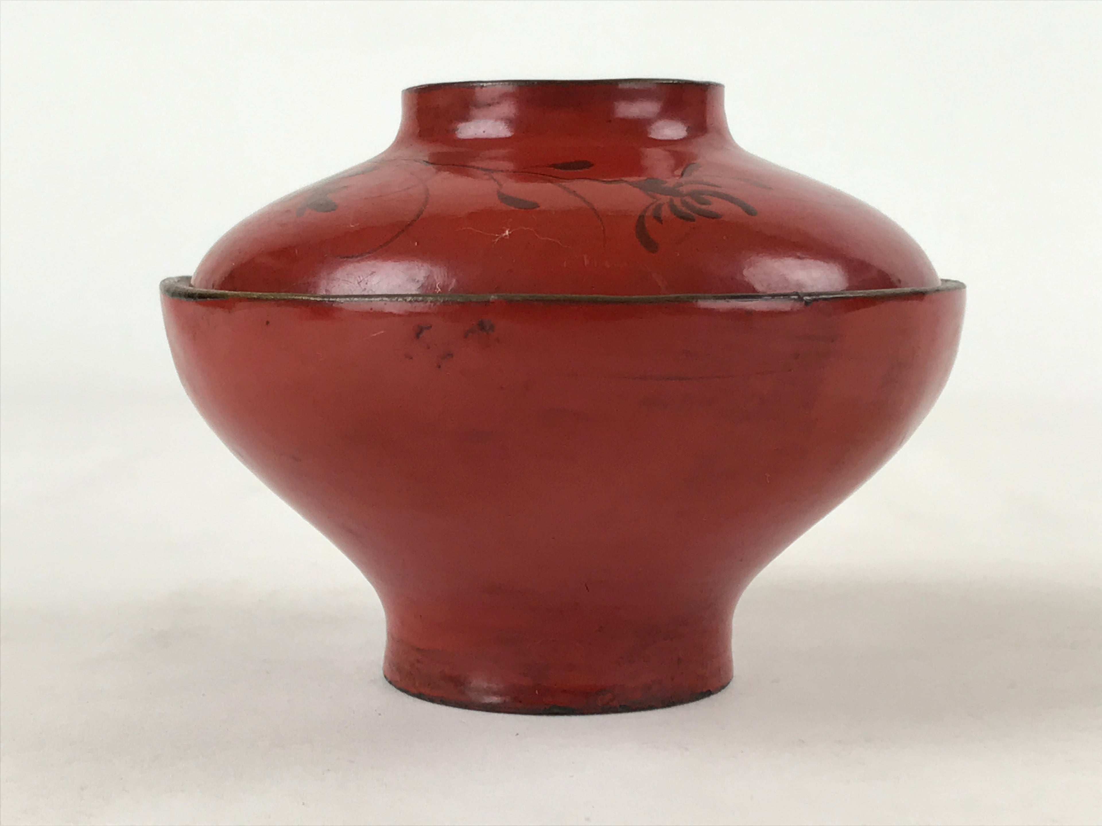Antique Japanese Lacquer Lidded Bowl Wood Nimonowan Makie Chrysanthemum Red LB84