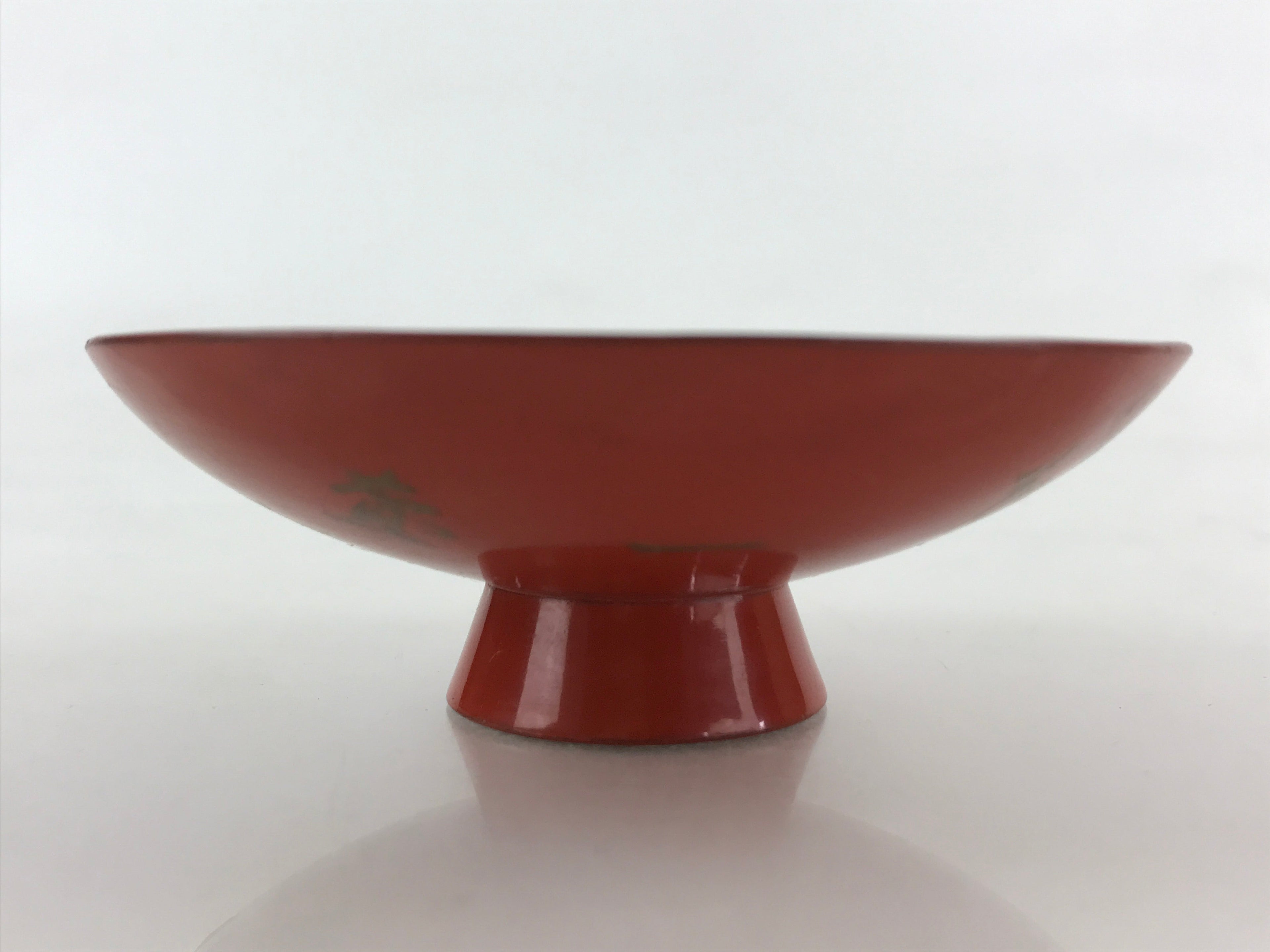Antique Japanese Lacquered Sake Cup Sakazuki Red Men Talking Guinomi Ochoko G81