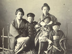 Antique Japanese Meiji Family Portrait Photograph Child Kimono Black White PH57