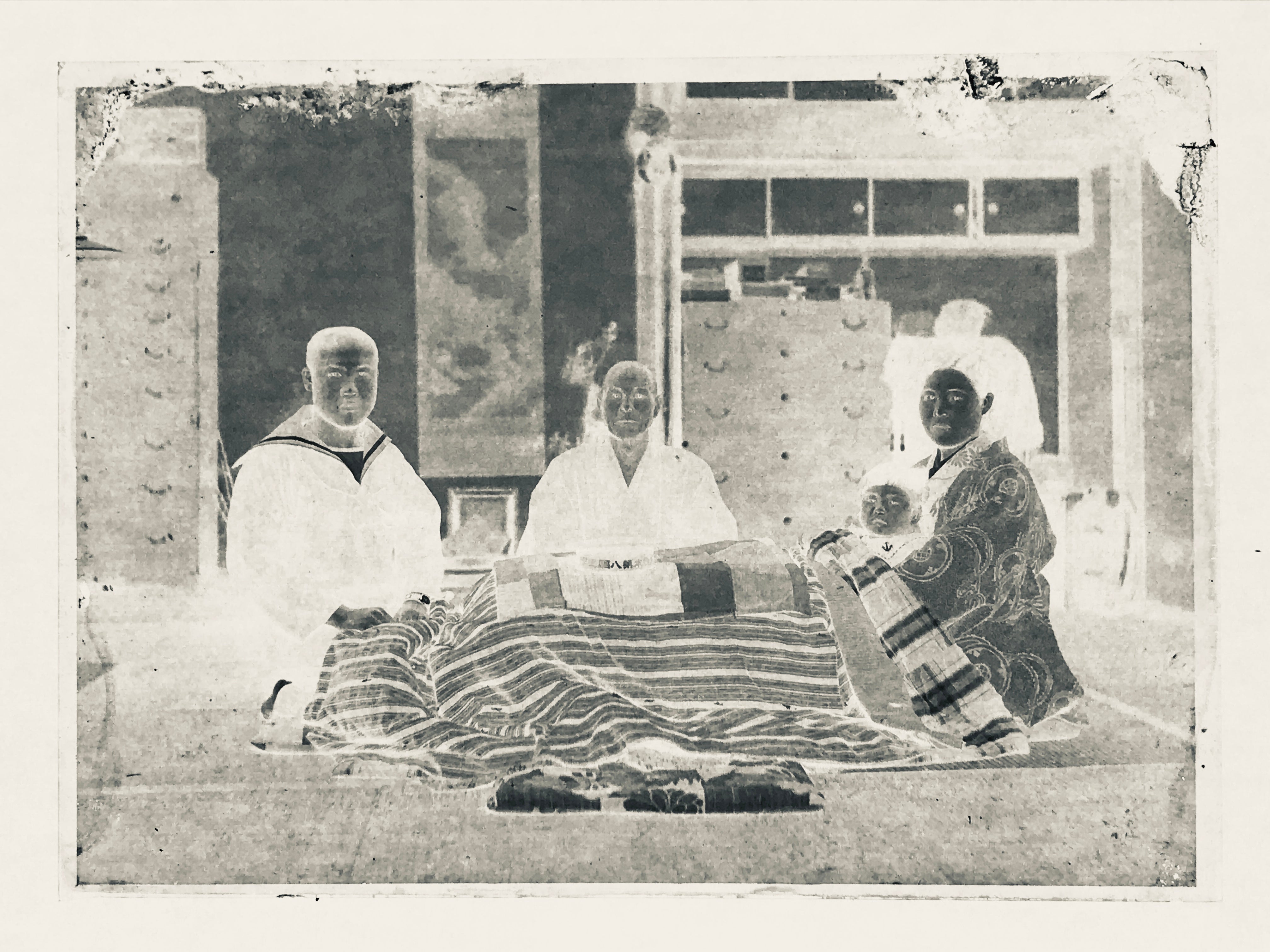 Antique Japanese Photo Glass Negative Plate C1900 Family Indoor Kotatsu GN445