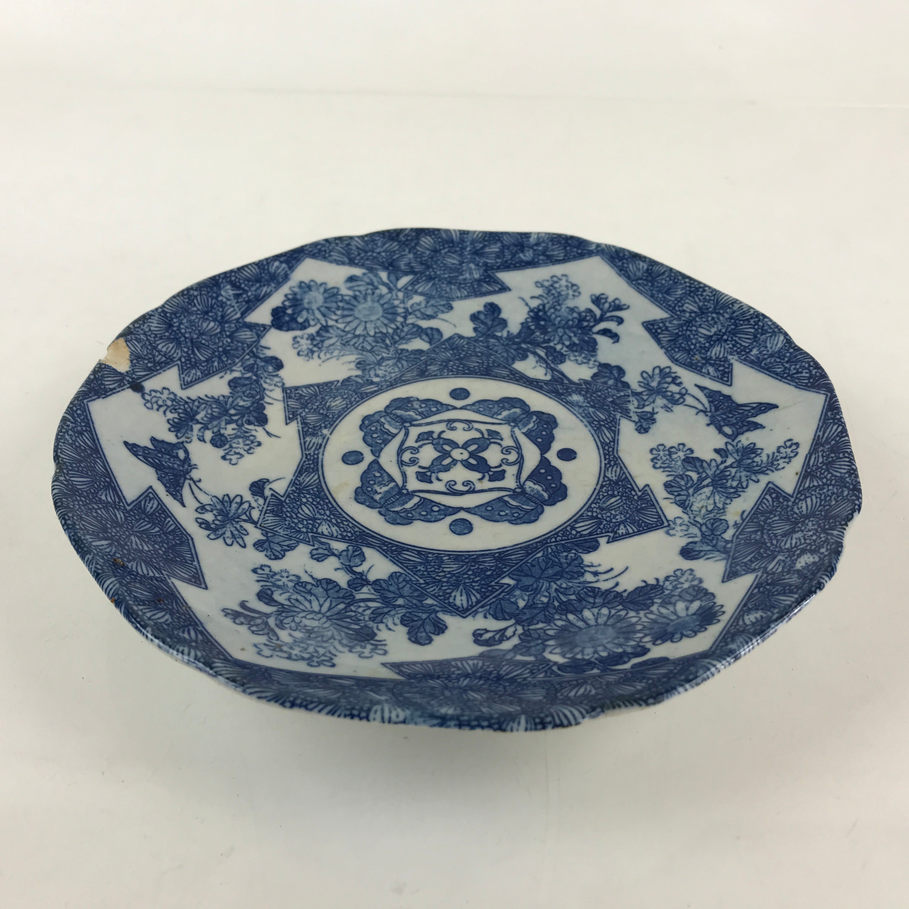 Antique Japanese Porcelain Plate Blue Sometsuke Chrysanthemum Butterfly PY282
