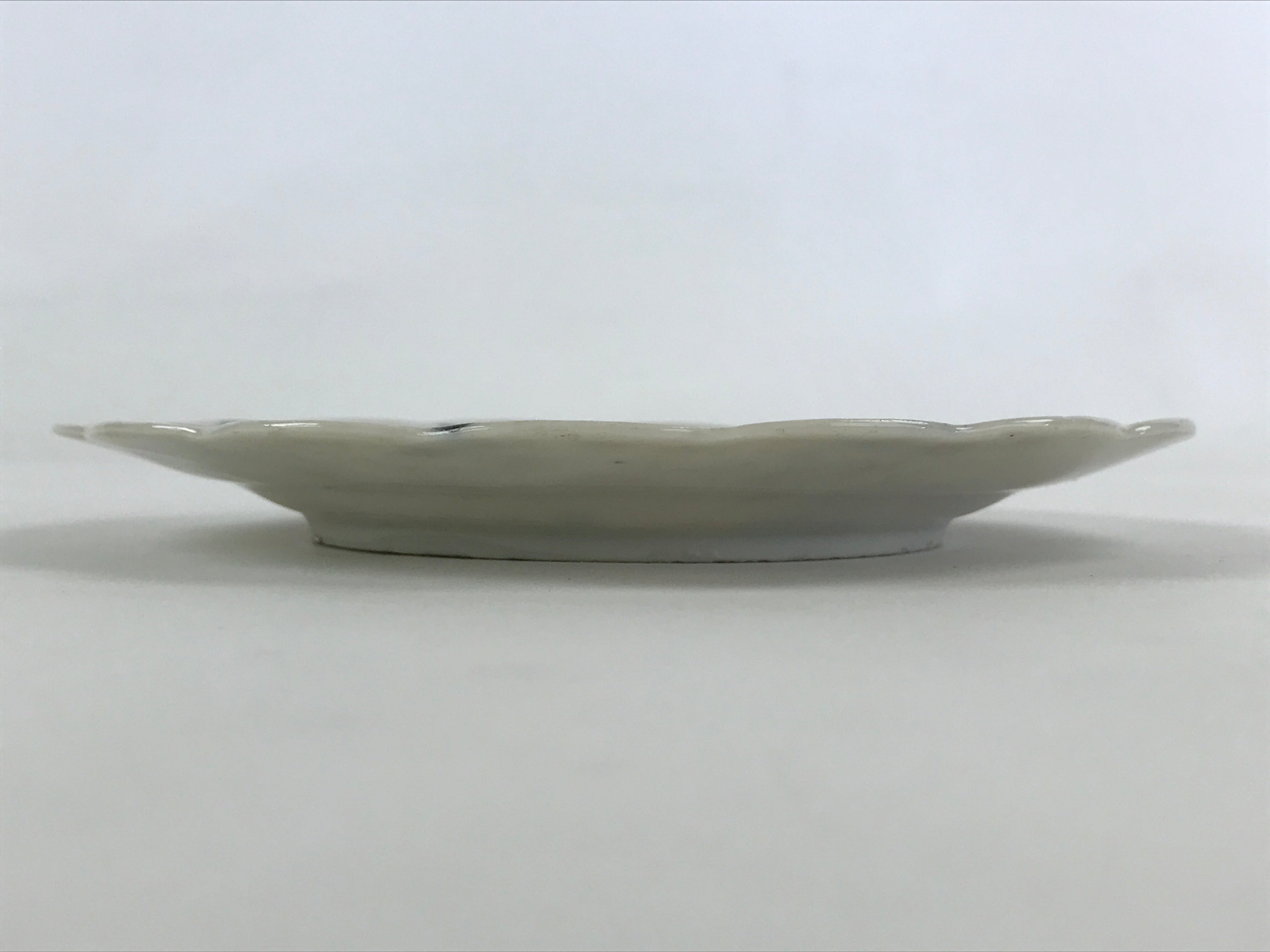 Antique Japanese Porcelain Plate White Floral Butterfly Kozara Yakimono PY466
