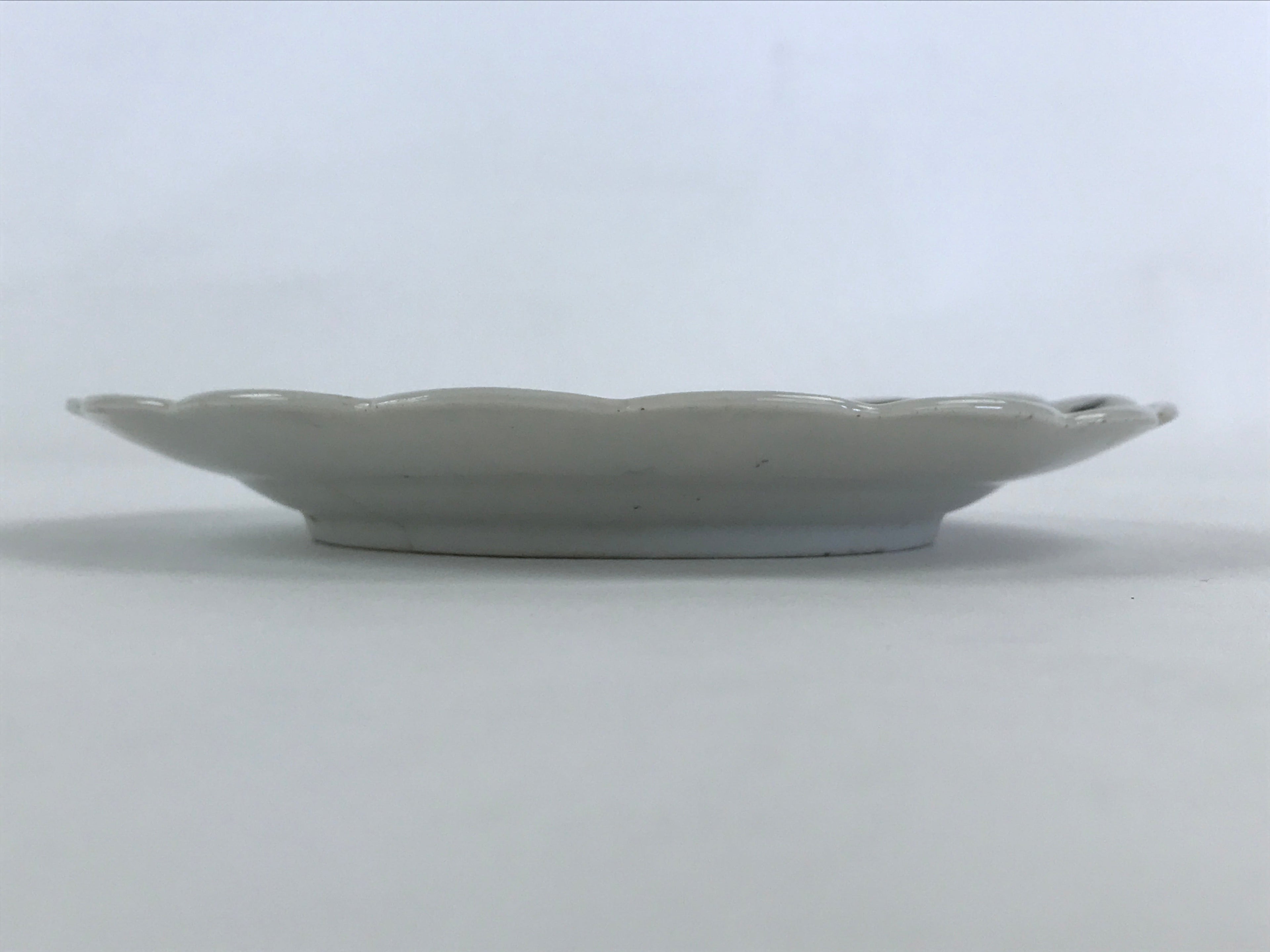Antique Japanese Porcelain Plate White Floral Butterfly Kozara Yakimono PY469