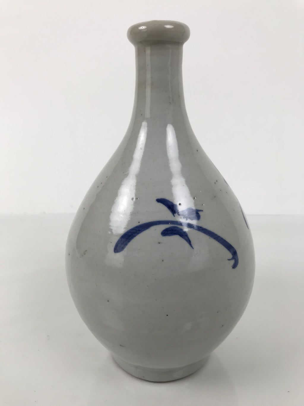 Antique Japanese Porcelain Sake Bottle Tokkuri Gray Blue Floral Long Neck TS900