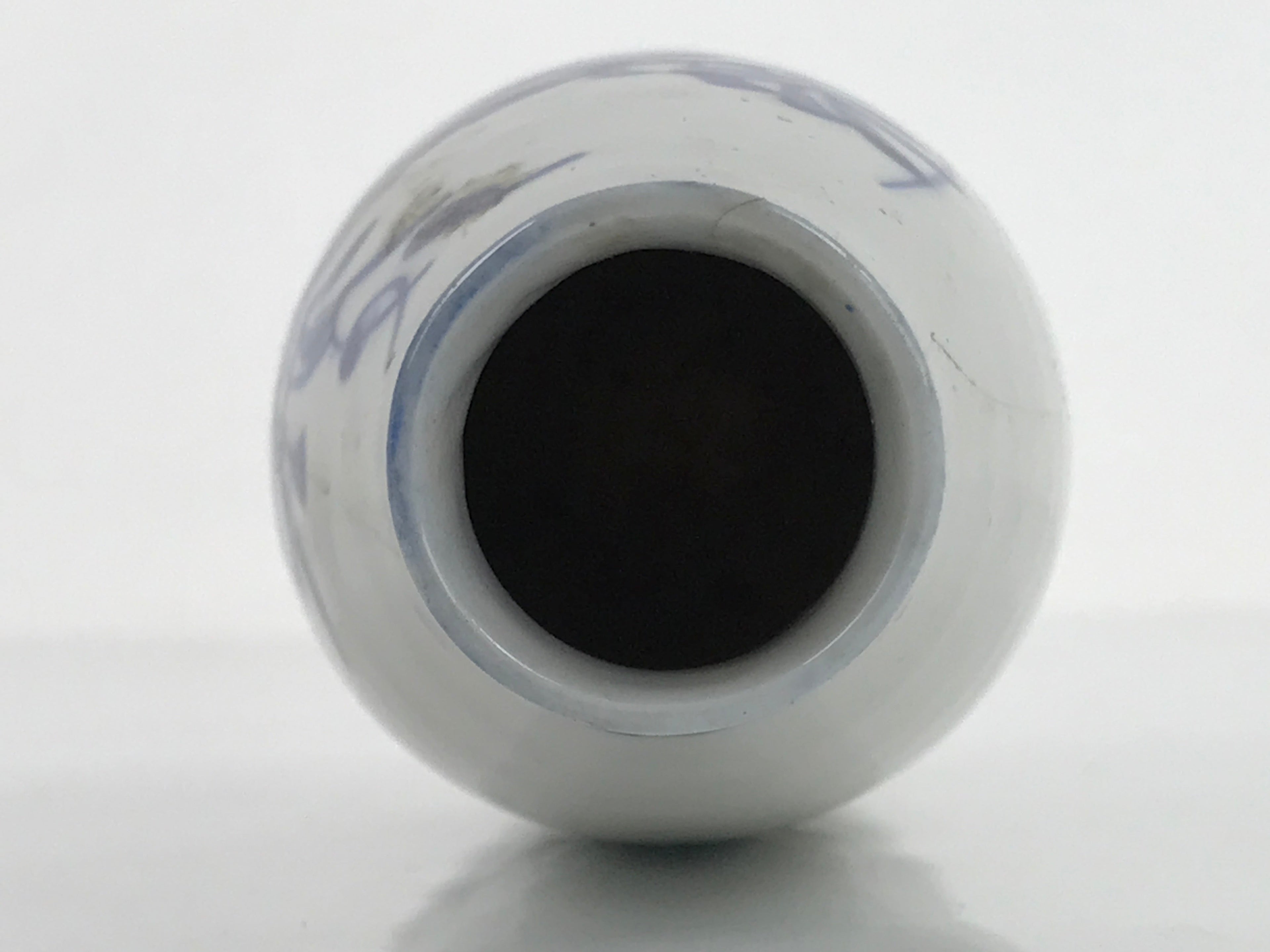 Antique Japanese Porcelain Sake Bottle Tokkuri Imari Blue Sometsuke Peony TS680