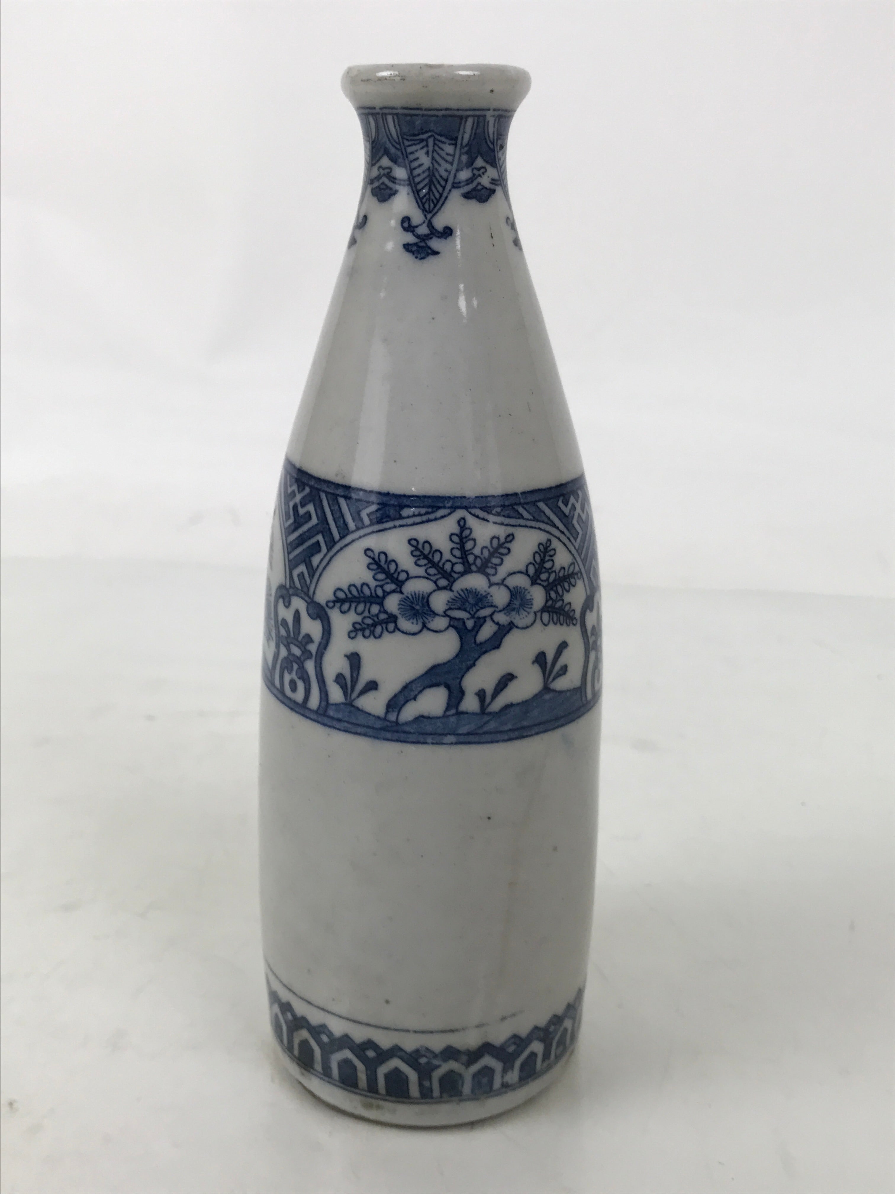 Antique Japanese Porcelain Sake Bottle Tokkuri White Blue Shochikubai Pine TS818