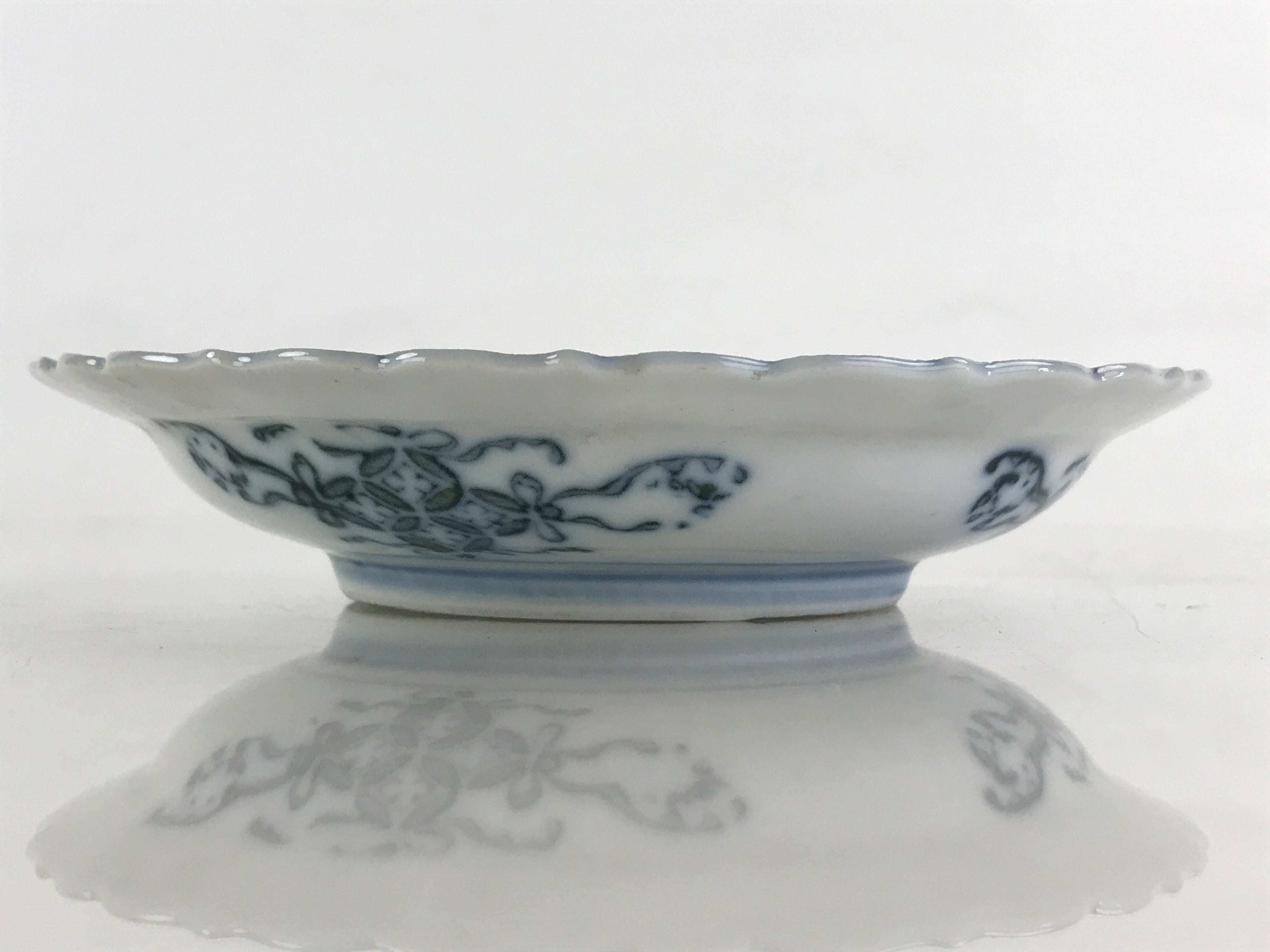 Antique Japanese Porcelain Side Plate Blue Sometsuke Mountain Road Kozara PY313