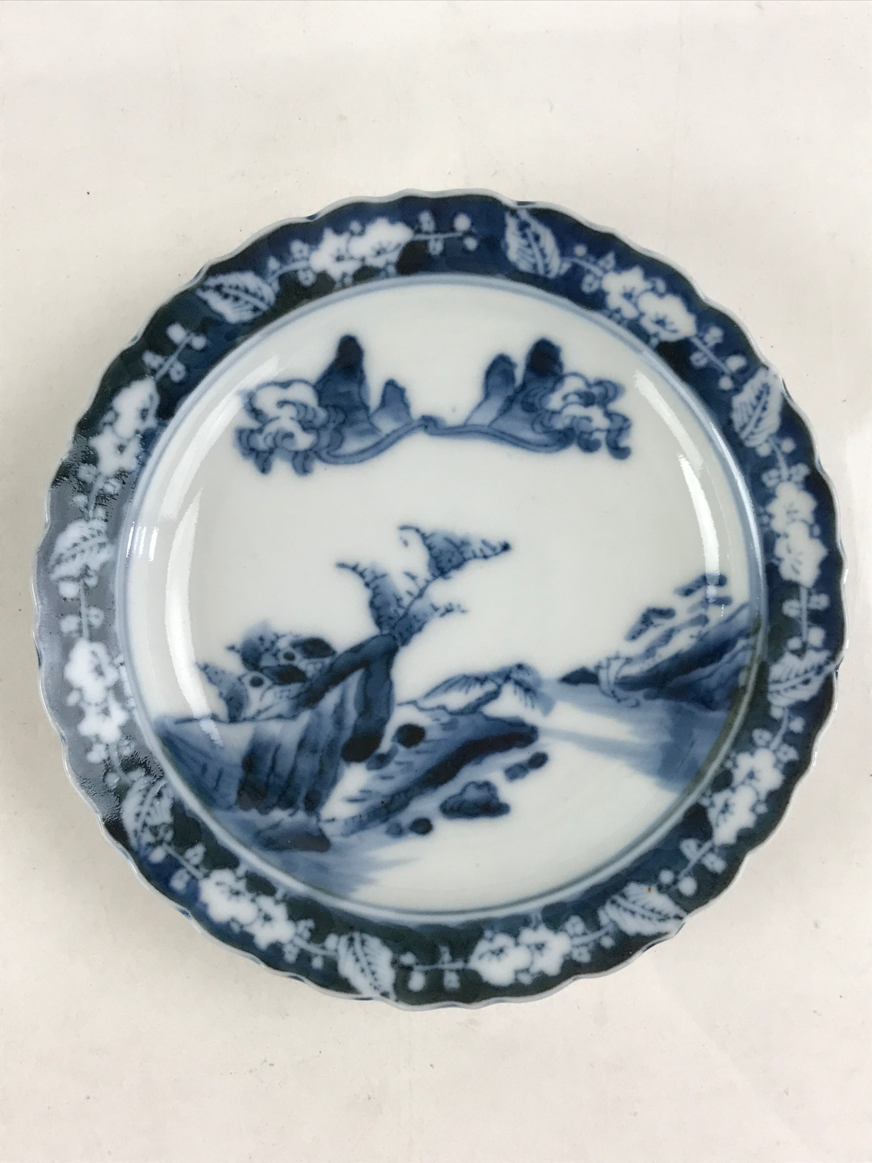 Antique Japanese Porcelain Side Plate Blue Sometsuke Mountain Road Kozara PY316