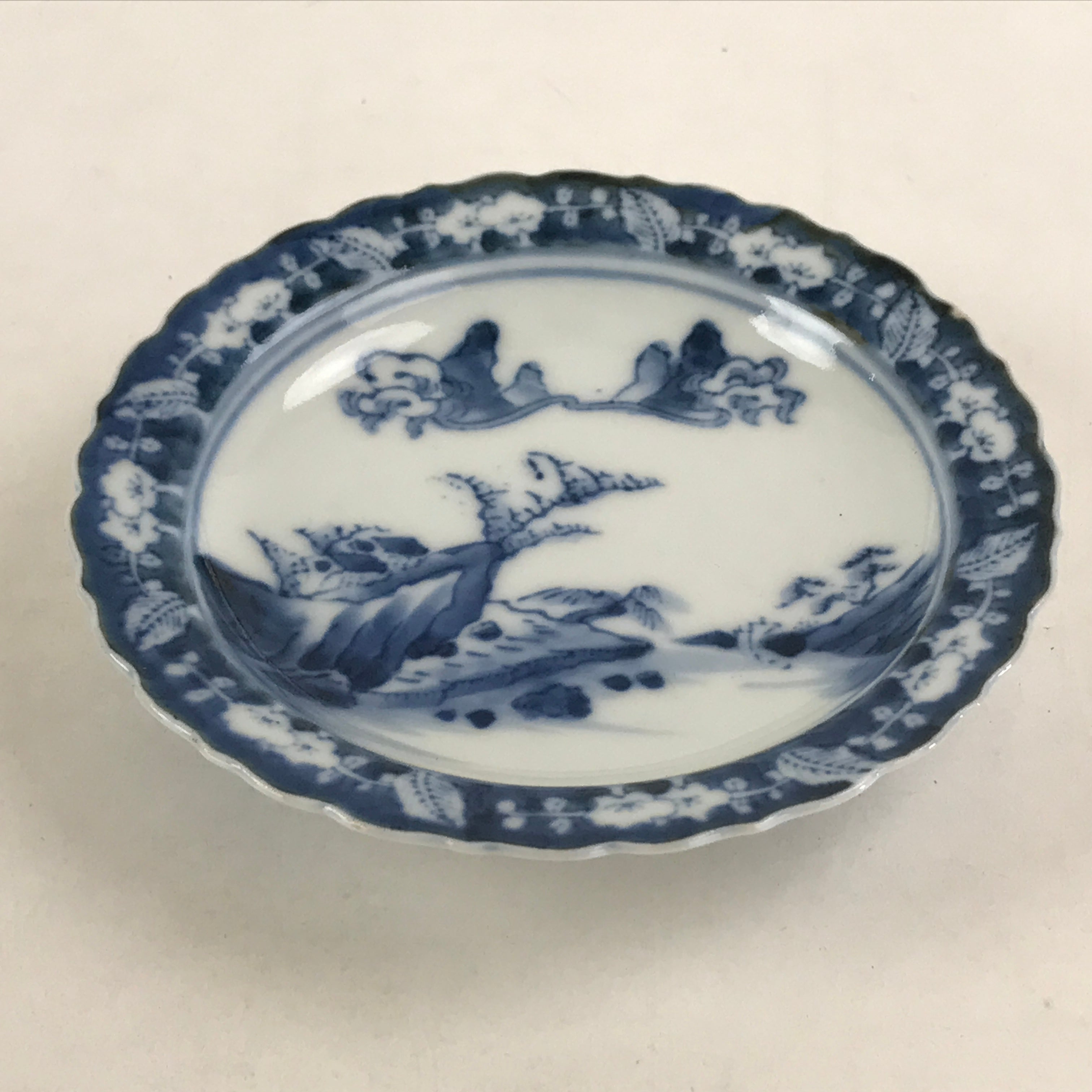 Antique Japanese Porcelain Side Plate Blue Sometsuke Mountain Road Kozara PY317