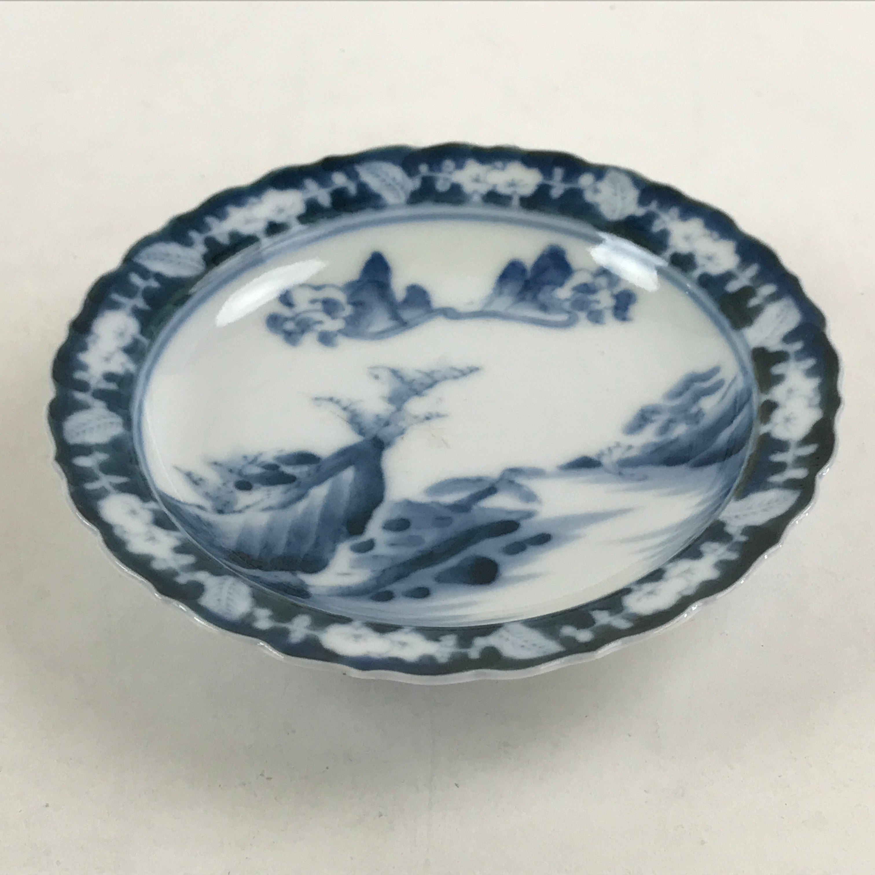 Antique Japanese Porcelain Side Plate Blue Sometsuke Mountain Road Kozara PY320