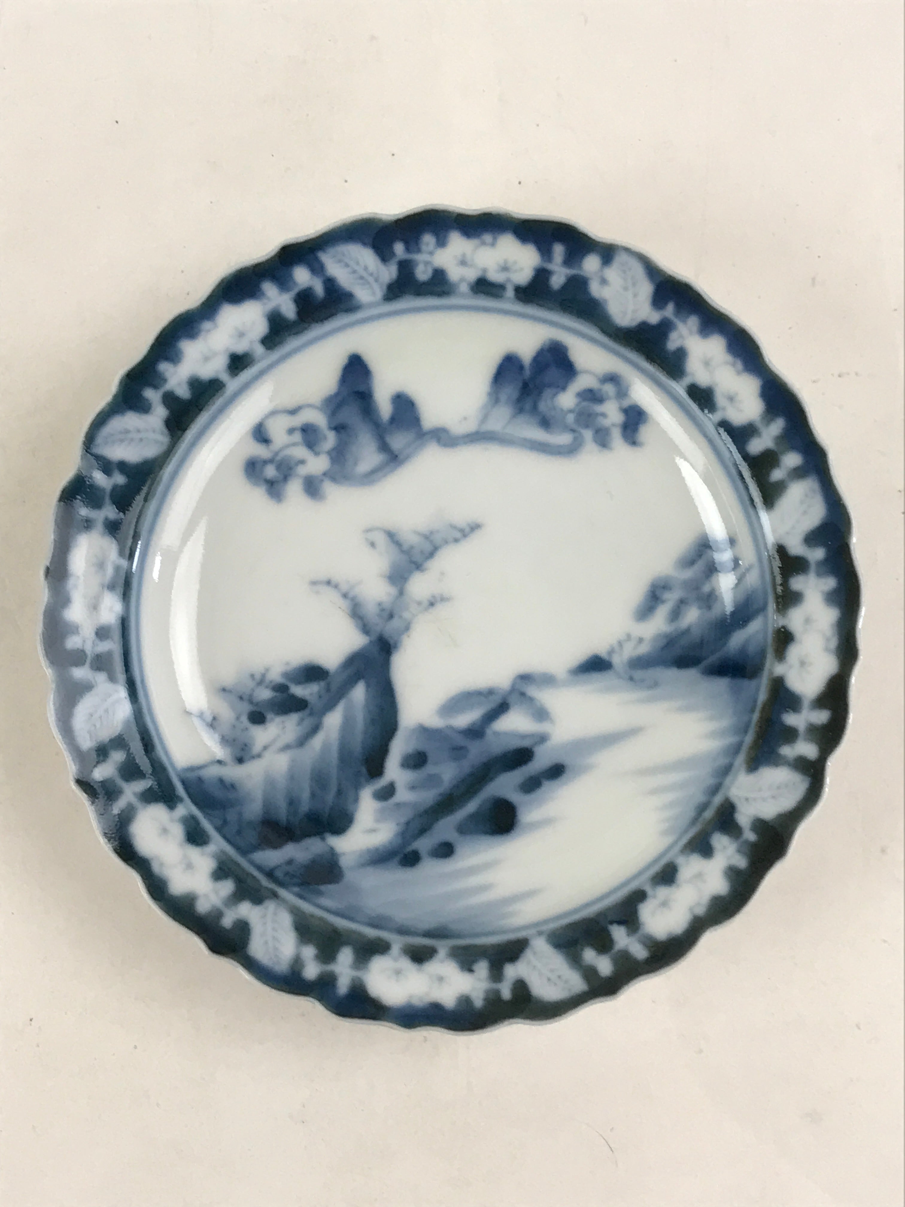 Antique Japanese Porcelain Side Plate Blue Sometsuke Mountain Road Kozara PY320