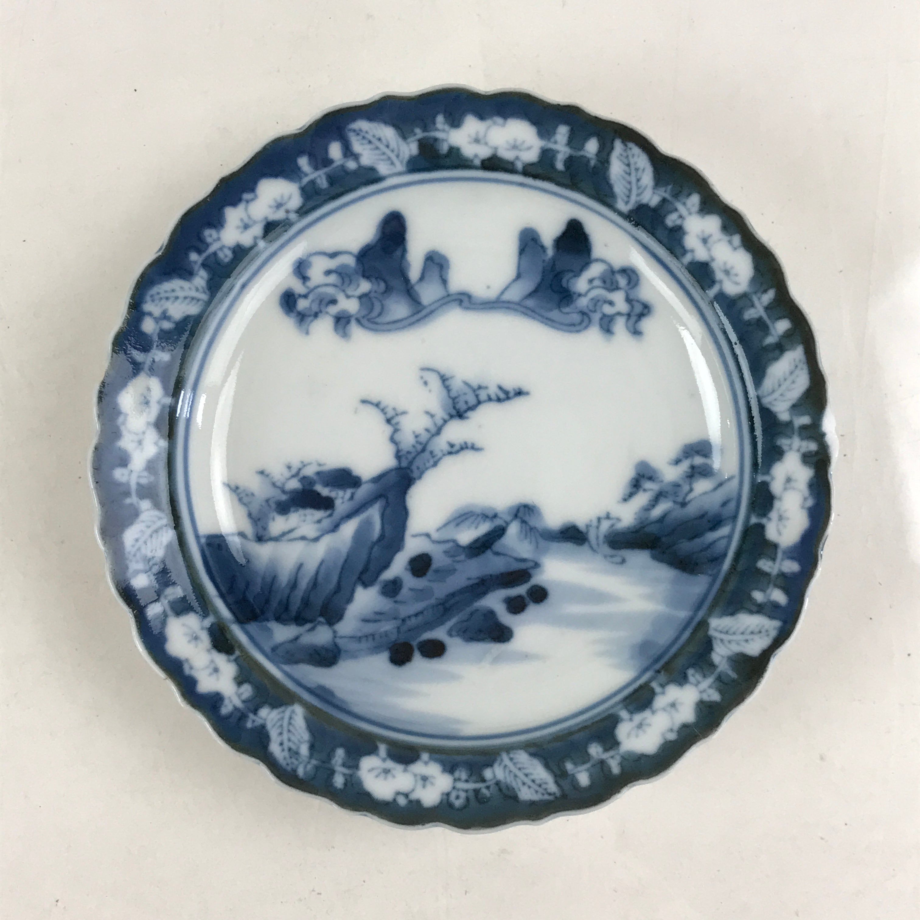 Antique Japanese Porcelain Side Plate Blue Sometsuke Mountain Road Kozara PY322