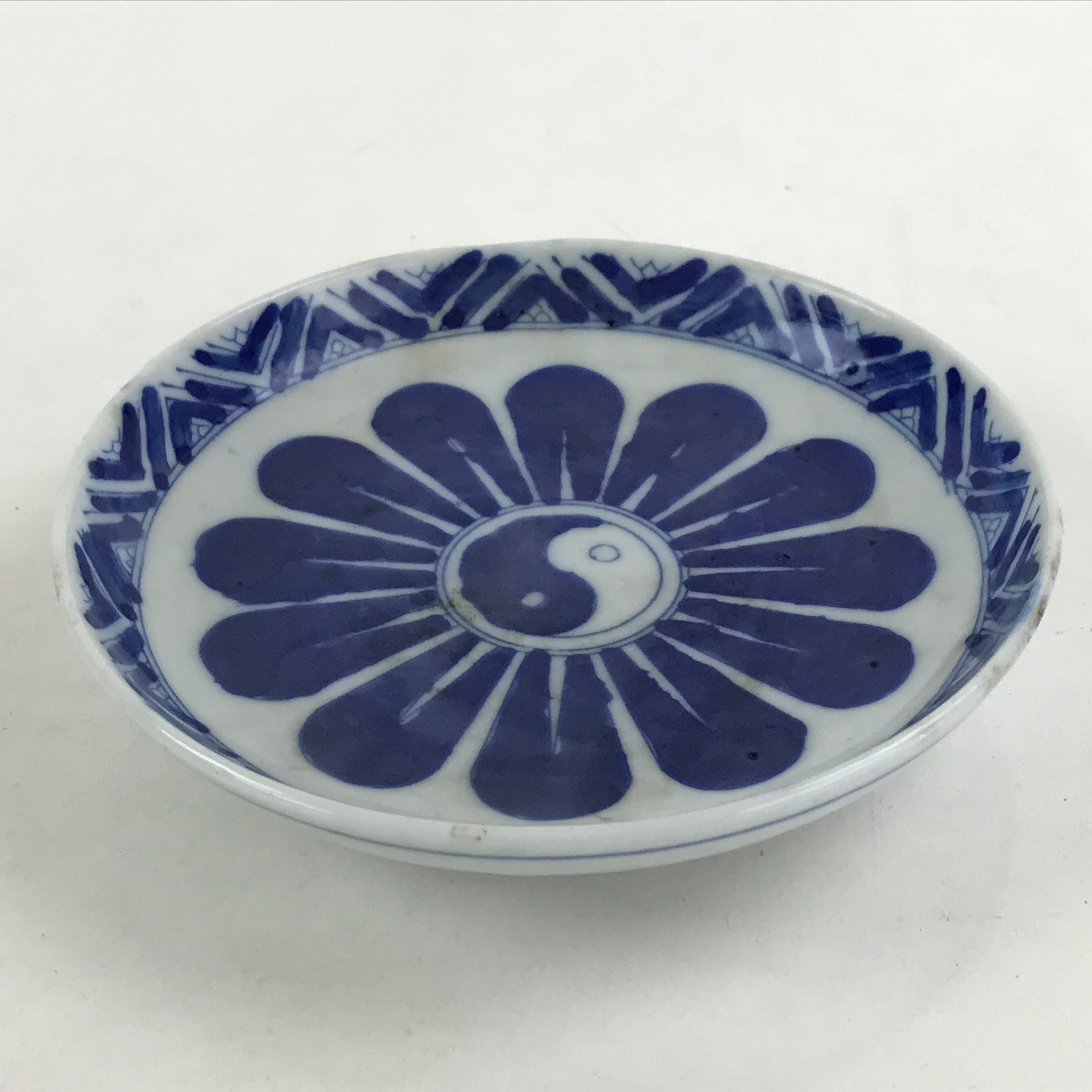 Antique Japanese Porcelain Small Bowl Plate Blue Sometsuke Flower Kozara PY303