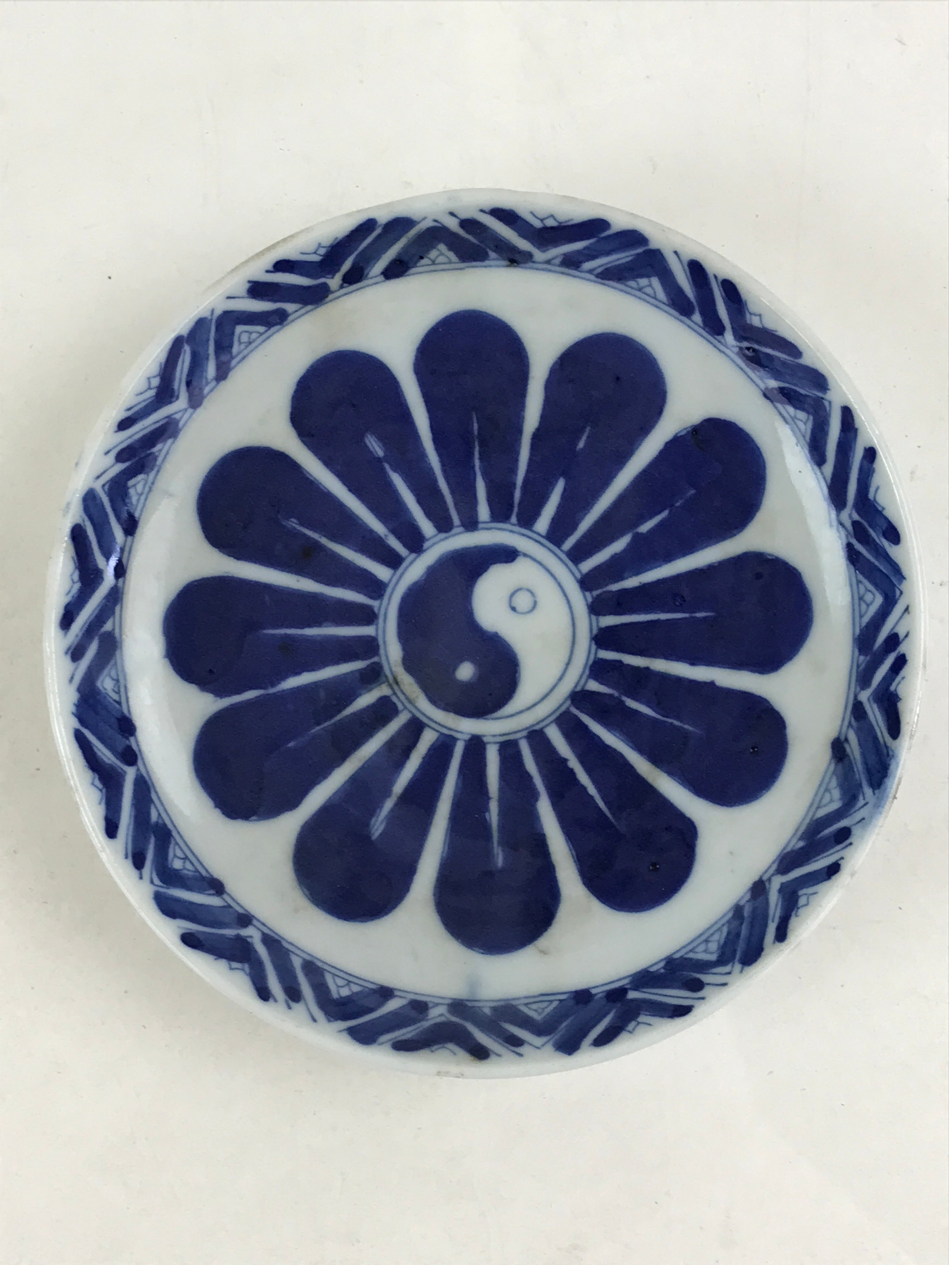 Antique Japanese Porcelain Small Bowl Plate Blue Sometsuke Flower Kozara PY303