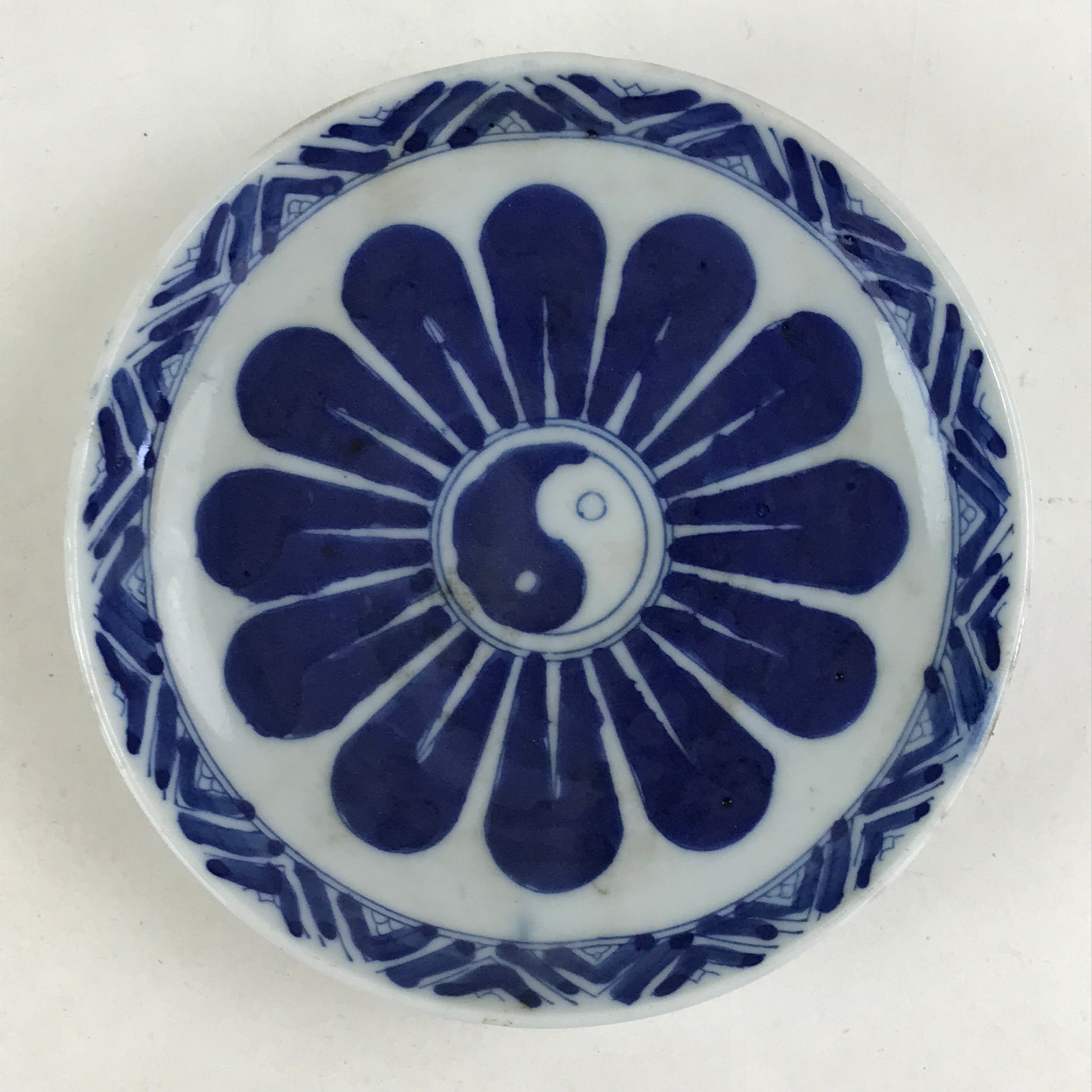 Antique Japanese Porcelain Small Bowl Plate Blue Sometsuke Flower Kozara PY303