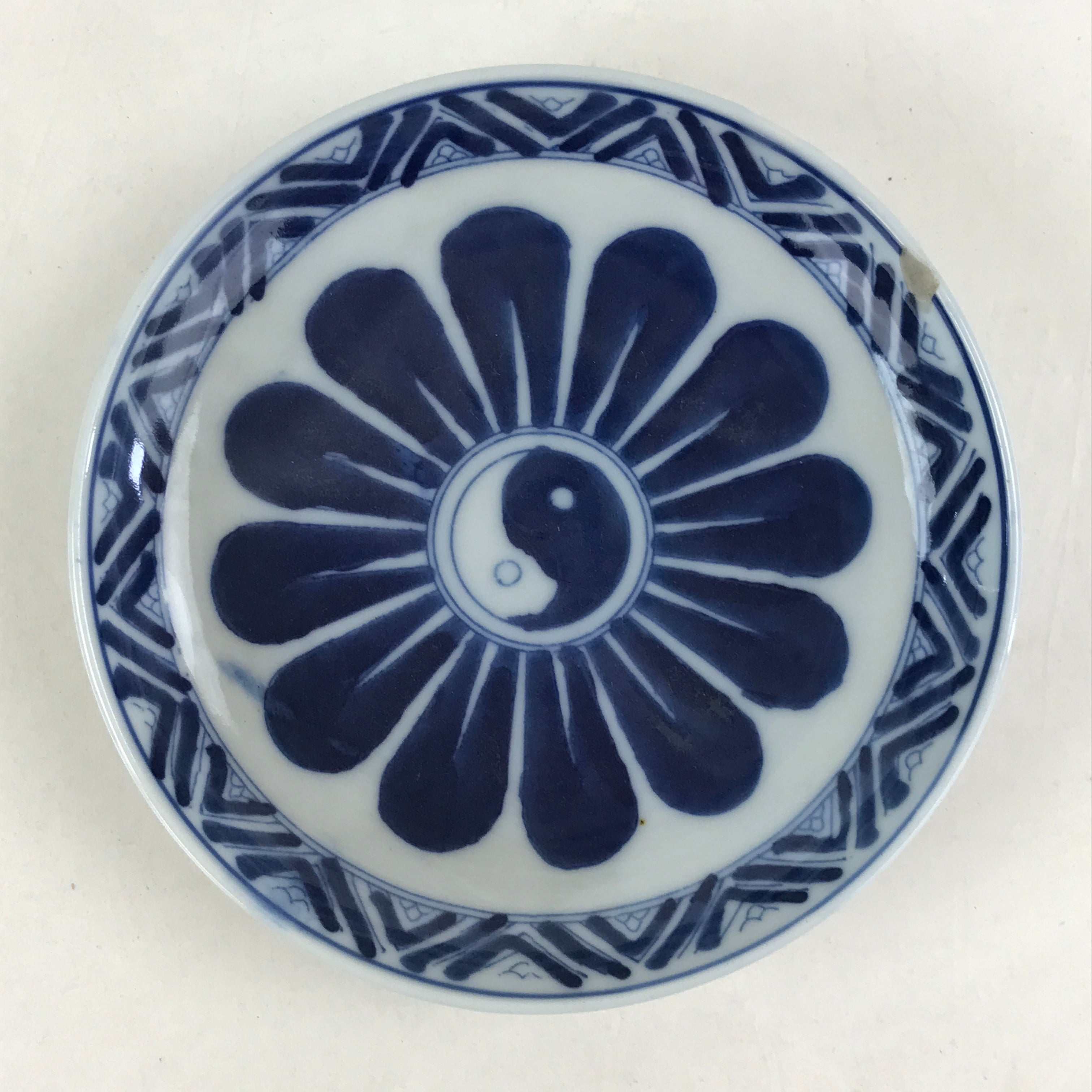 Antique Japanese Porcelain Small Bowl Plate Blue Sometsuke Flower Kozara PY304