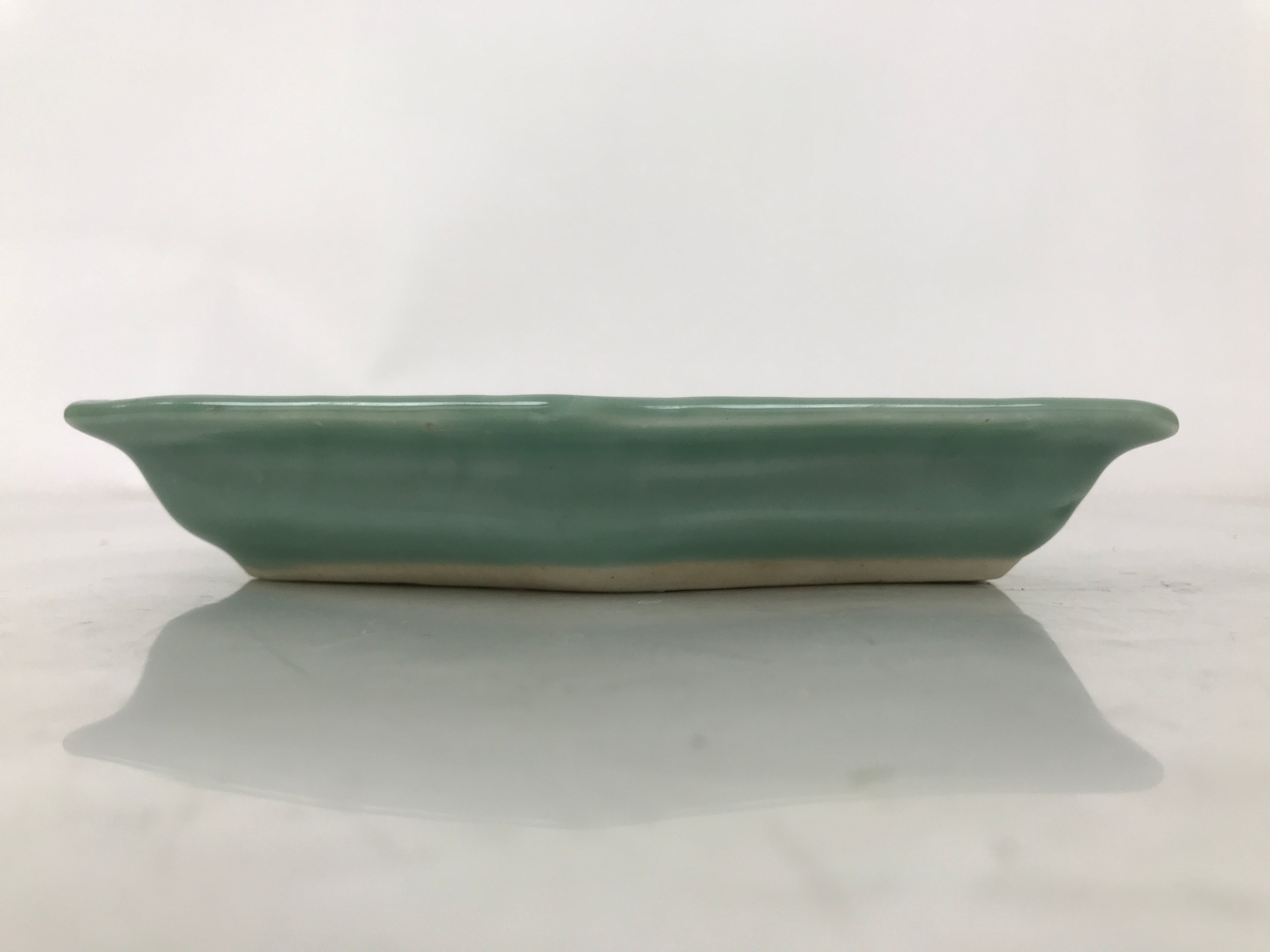 Antique Japanese Porcelain Small Plate Kozara Hexagon Celadon Sayagata Y322