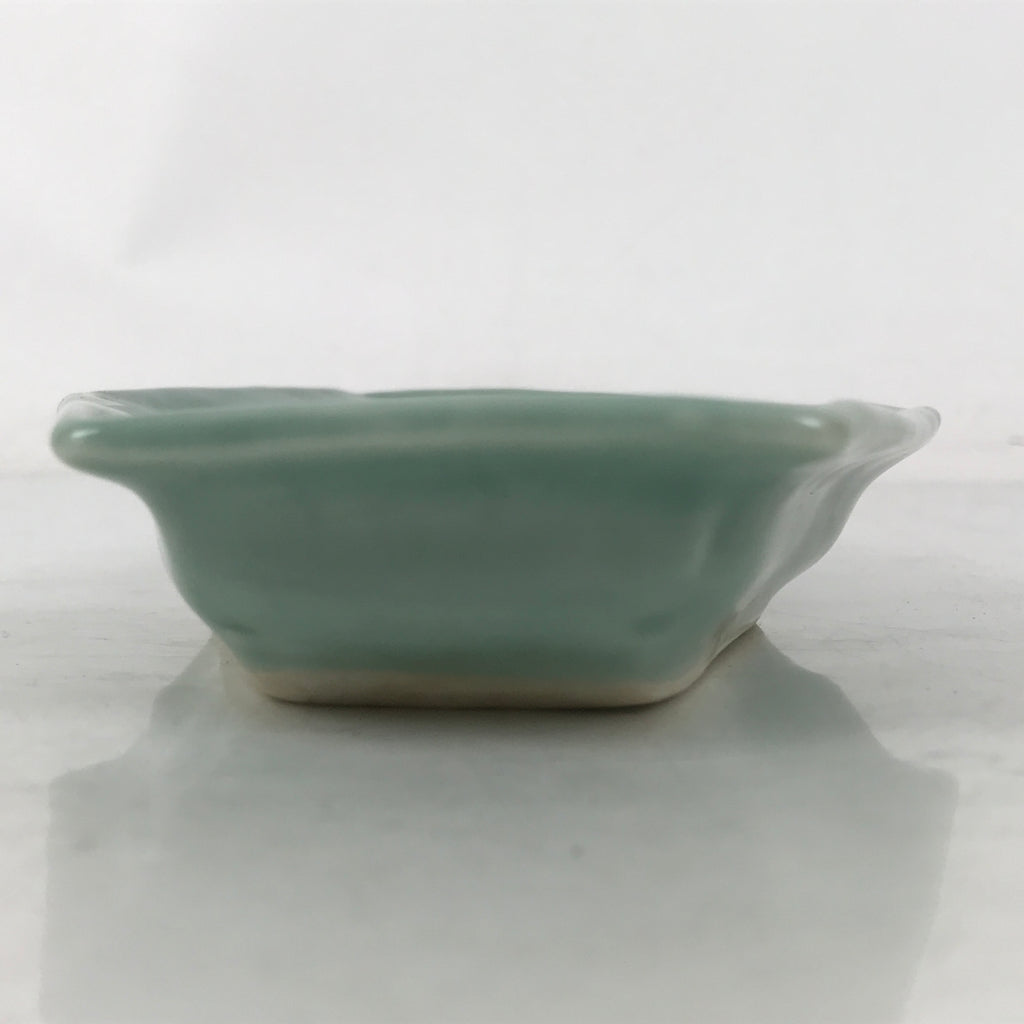Antique Japanese Porcelain Small Plate Kozara Hexagon Celadon Sayagata Y324
