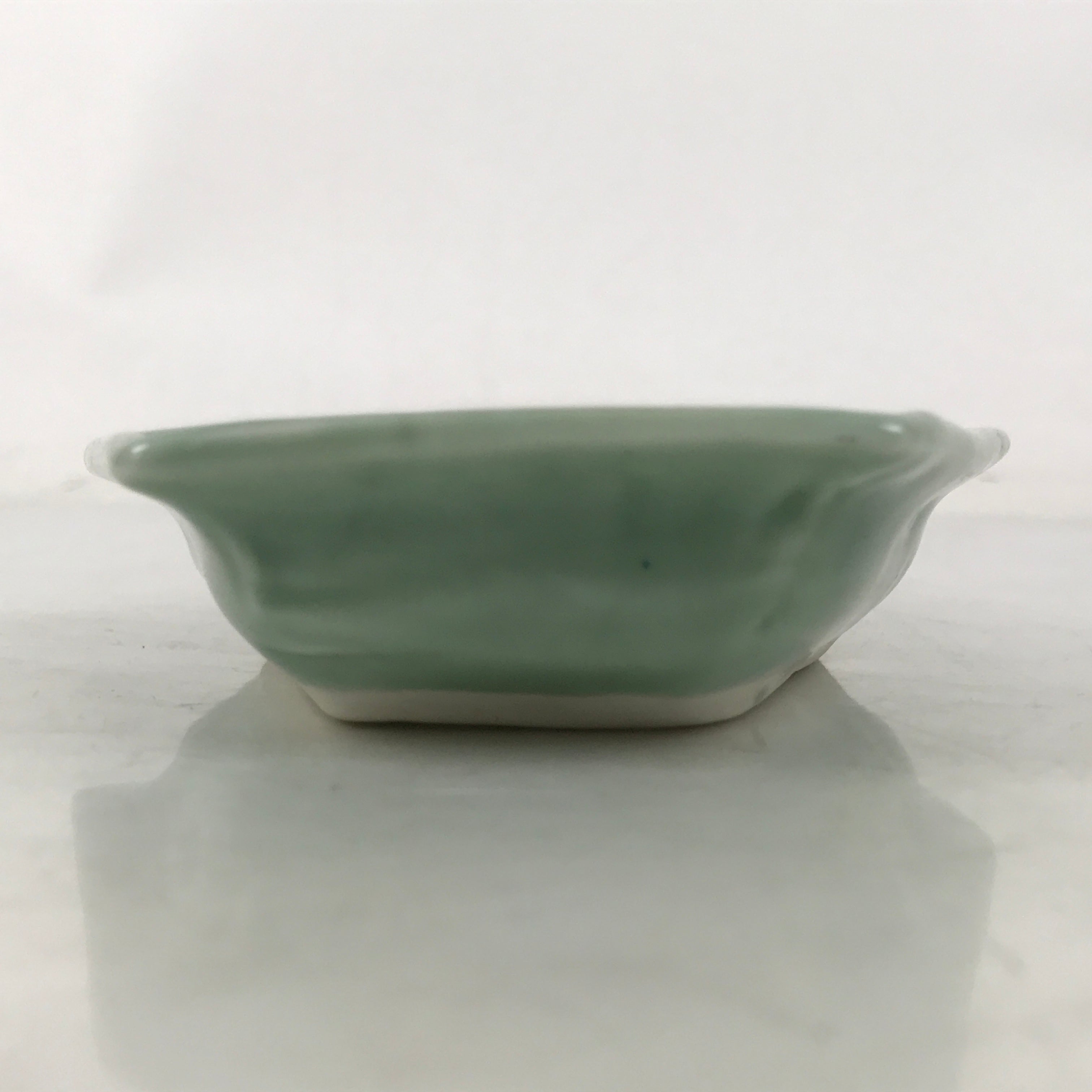 Antique Japanese Porcelain Small Plate Kozara Hexagon Celadon Sayagata Y326