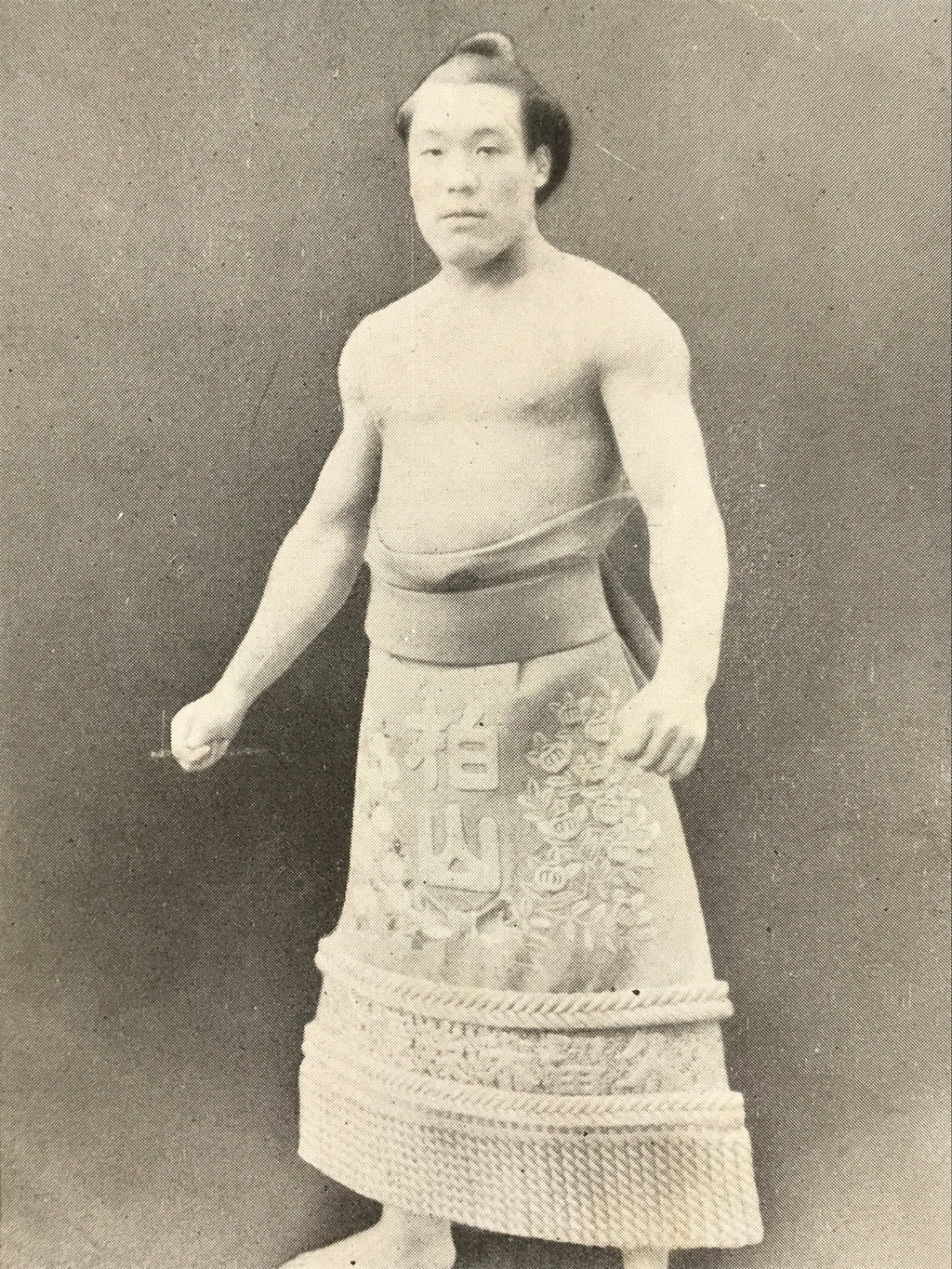 Antique Japanese Postcard Sumo Wrestler Kashiwayama Daigoro Black White PC110