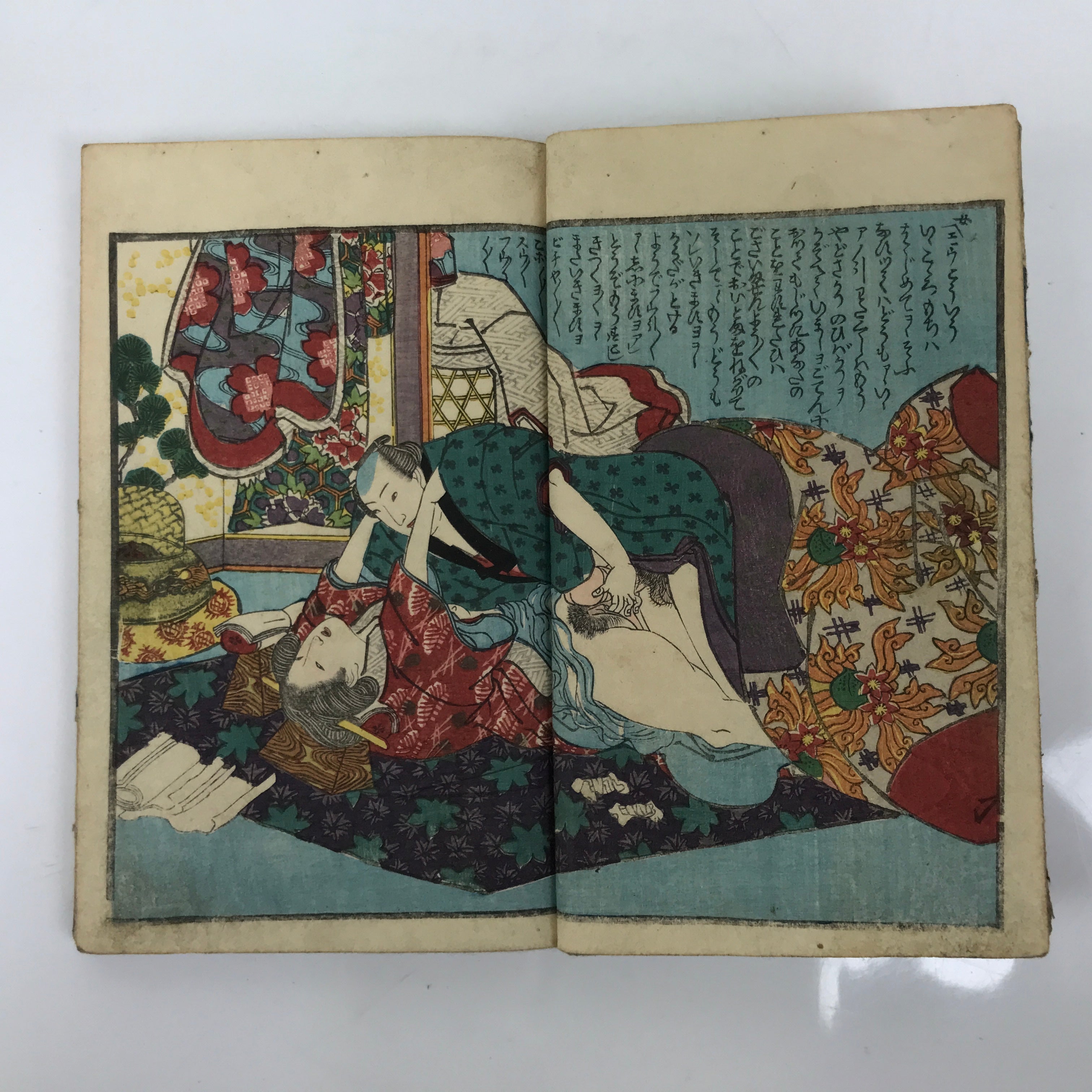 Antique Japanese Shunga Ukiyoe Erotic Art Book Woodblock Print Kimono Edo FL398