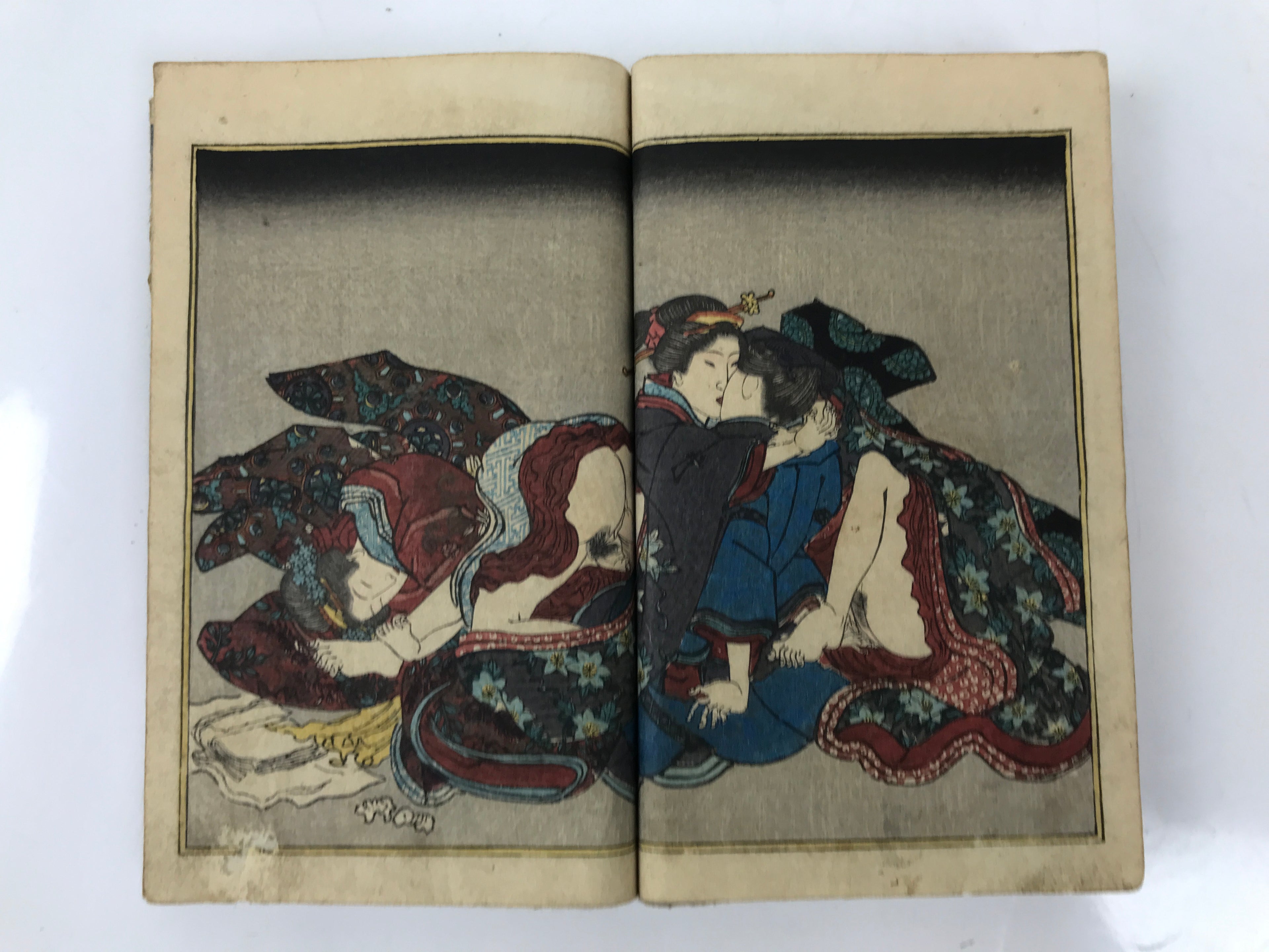 Antique Japanese Shunga Ukiyoe Erotic Art Book Woodblock Print Kimono Edo FL399