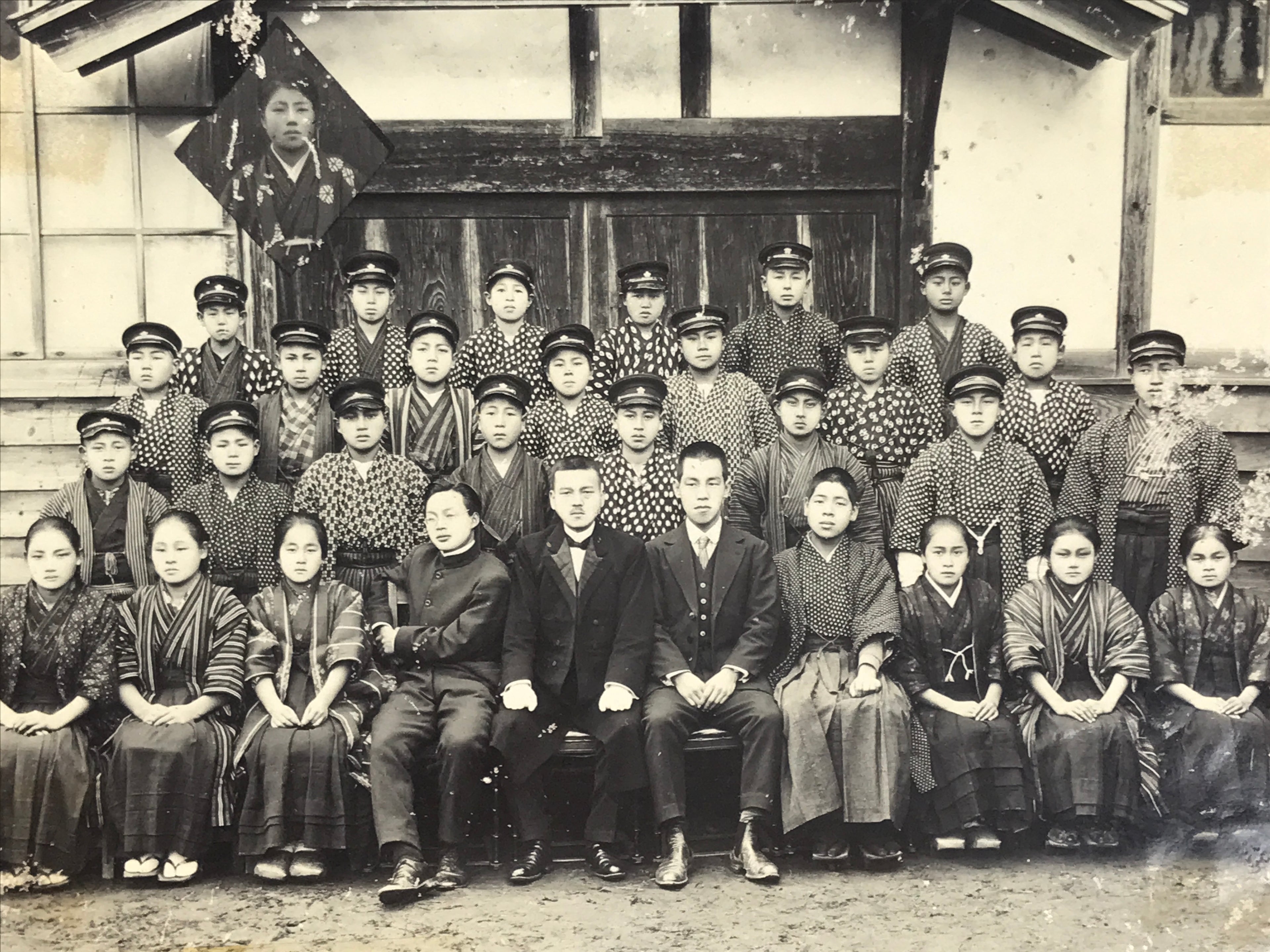 Antique Japanese Taisho School Photograph Group Student Hakama Black White PH117