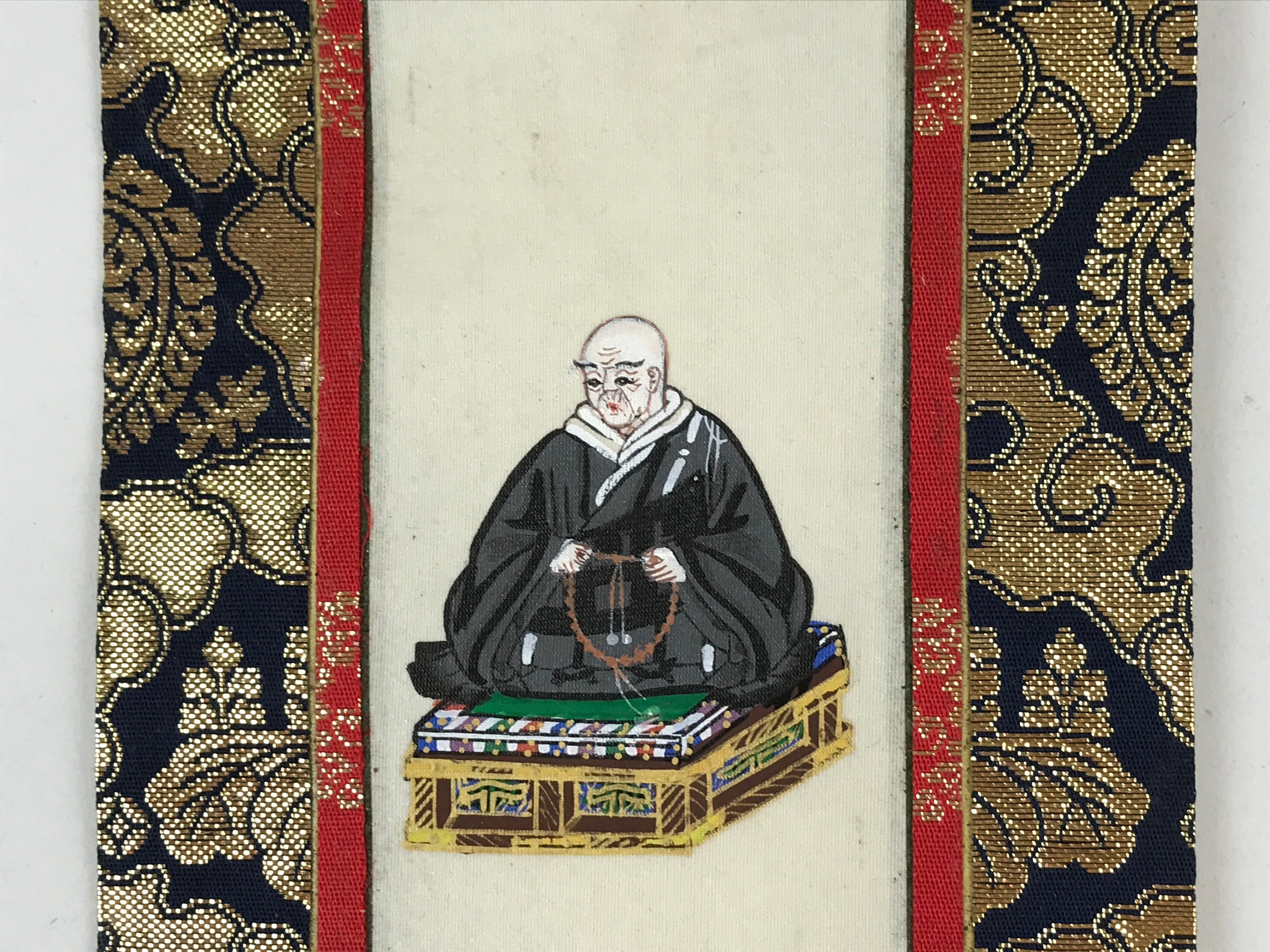 Buddhist Altar Fitting Shinran Monk Fabric Scroll Vtg Gold Red Owakigake BA174