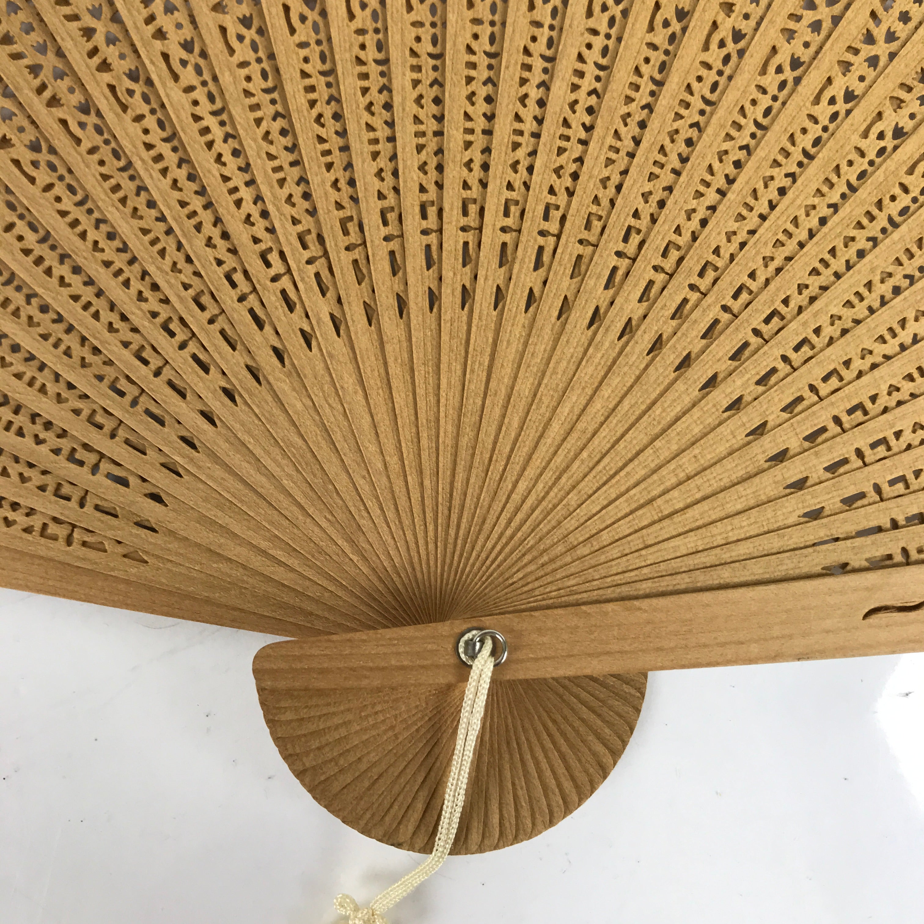 Chinese Carved Sandalwood Folding Fan Sensu Vtg Floral Cutout Beige Tassel 4D823