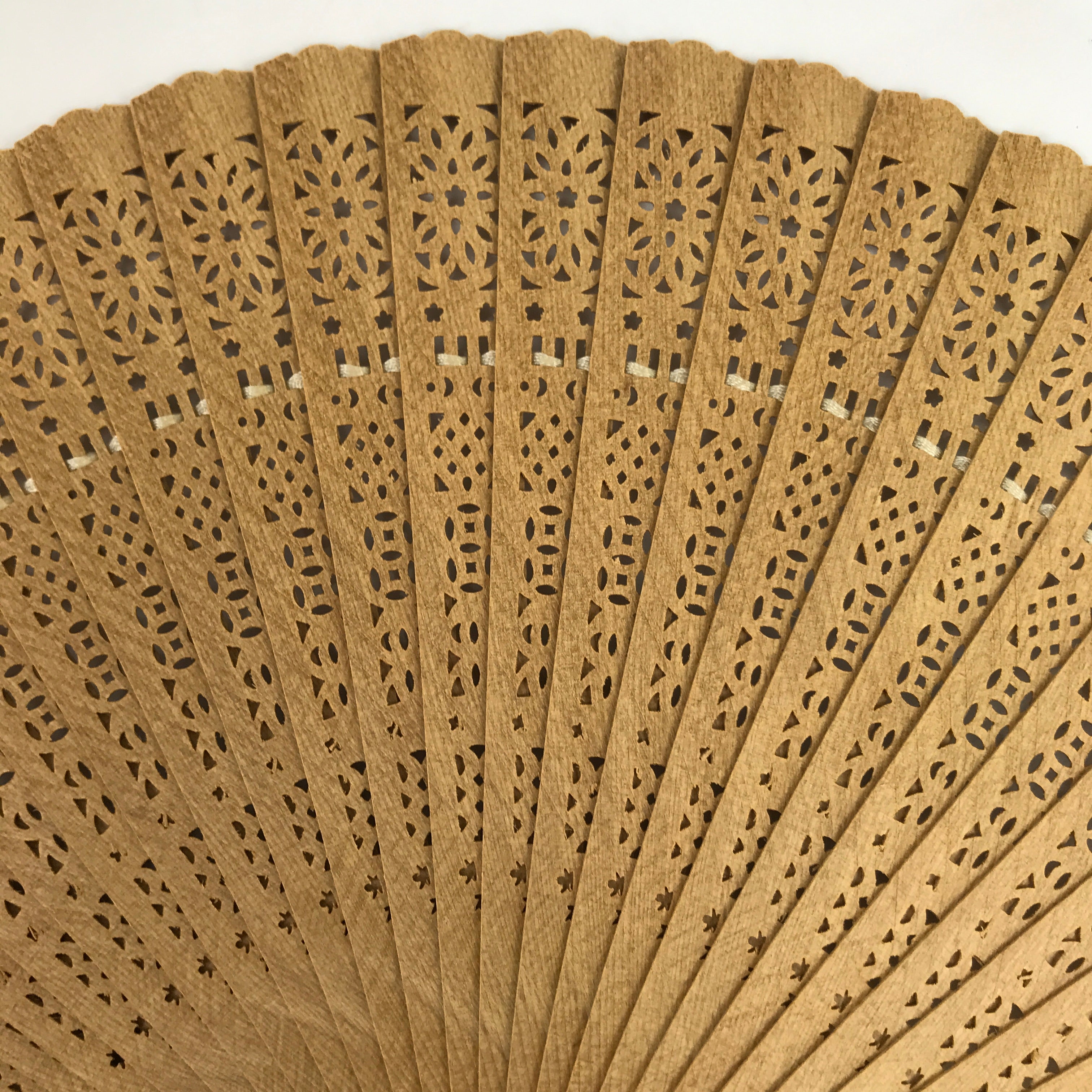 Chinese Carved Sandalwood Folding Fan Sensu Vtg Floral Cutout Beige Tassel 4D827