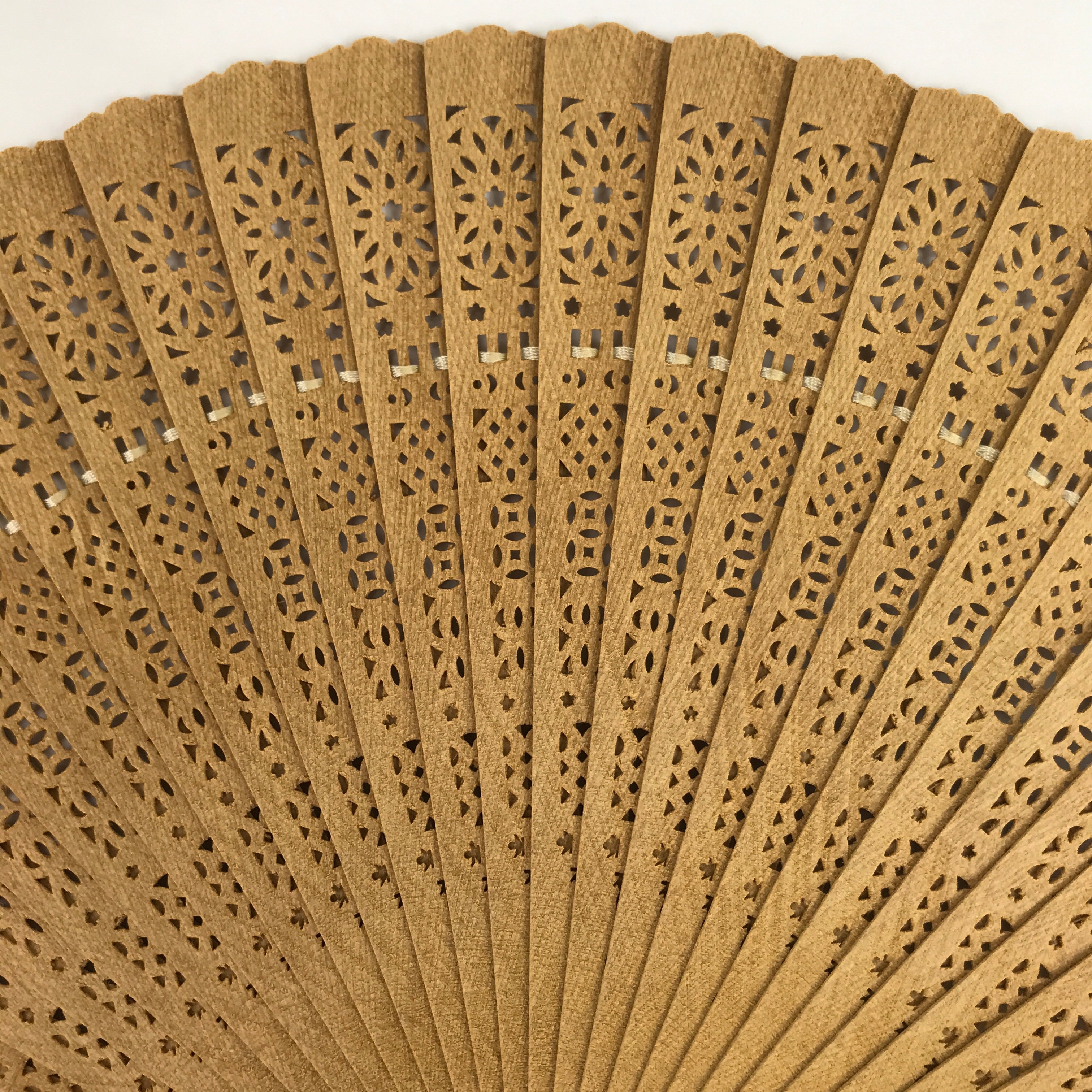 Chinese Carved Sandalwood Folding Fan Sensu Vtg Floral Cutout Beige Tassel 4D827